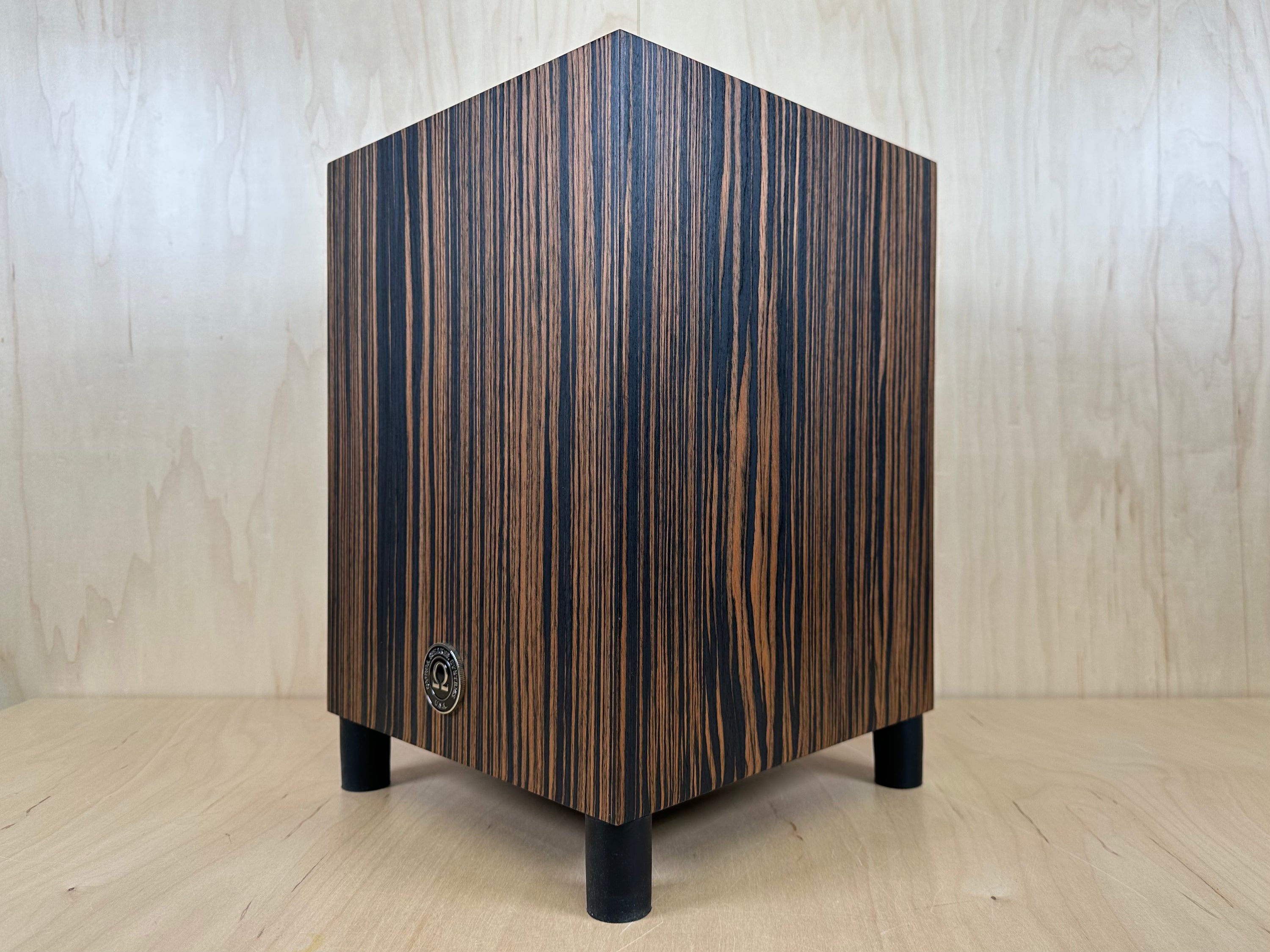 Omega Speaker Systems Deep Hemp 8 Macassar Ebony 2022 Subwoofer