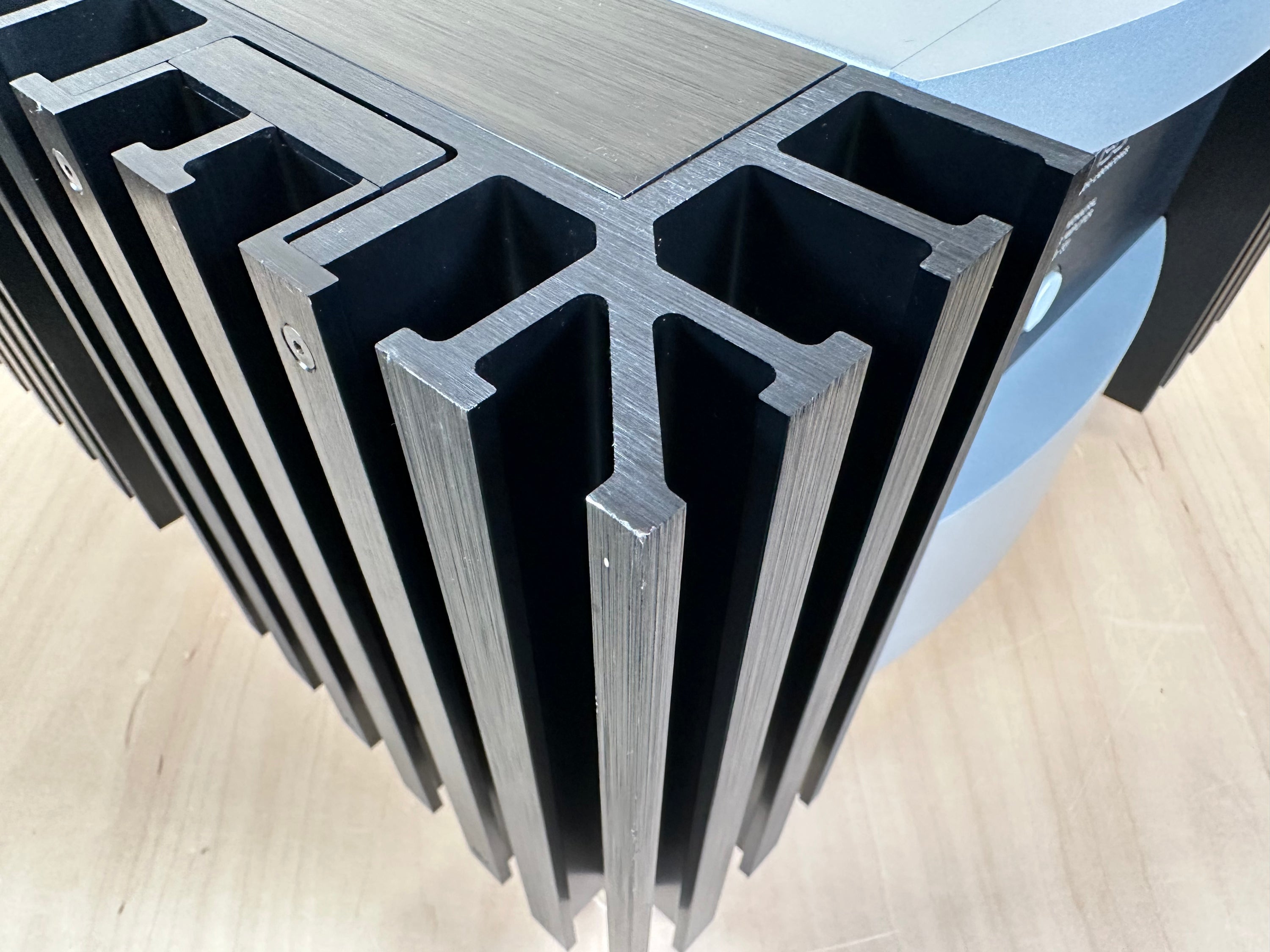 Mark Levinson 331 Dual Monaural Amplifier Recapped and Serviced