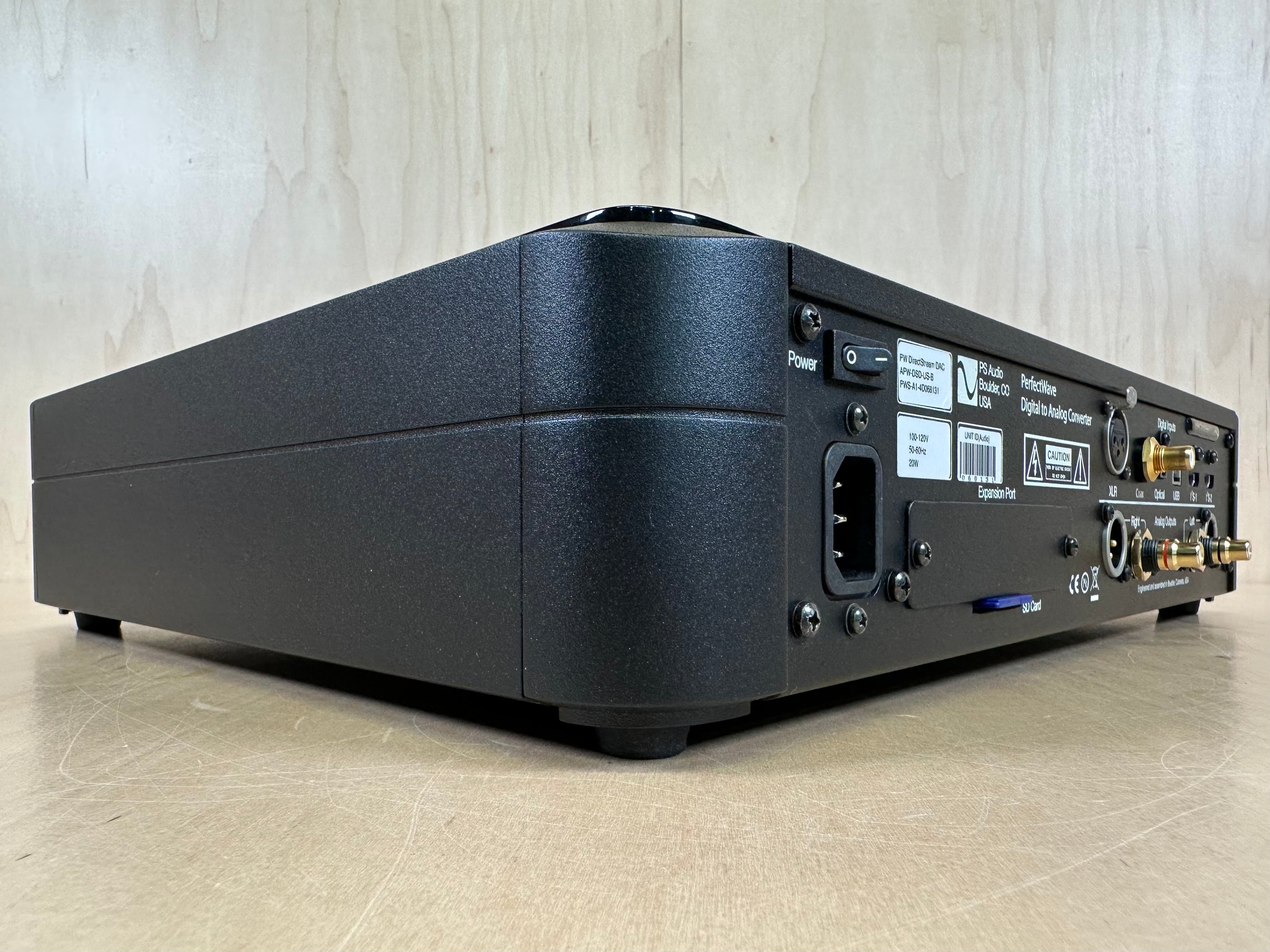 PS Audio PerfectWave DirectStream DAC MK I version