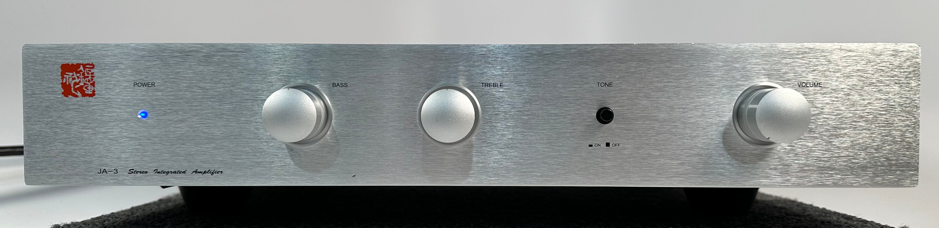Hengdong Audio Science and Technology Company (Jungson) Model JA-3 Linestage Preamp  			