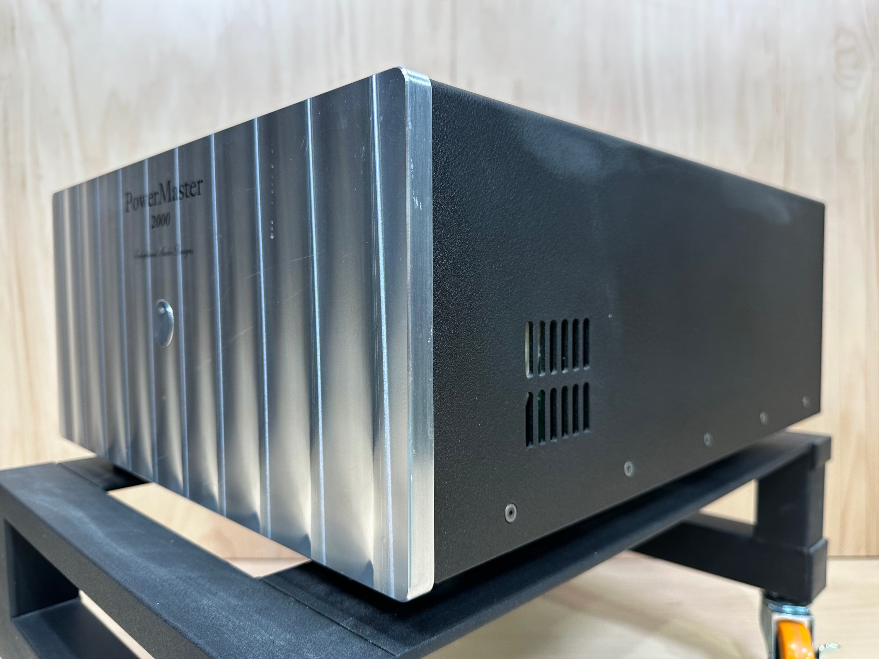 EAD PM2000 Enlightened Audio Designs PowerMaster 2000 Amplifier