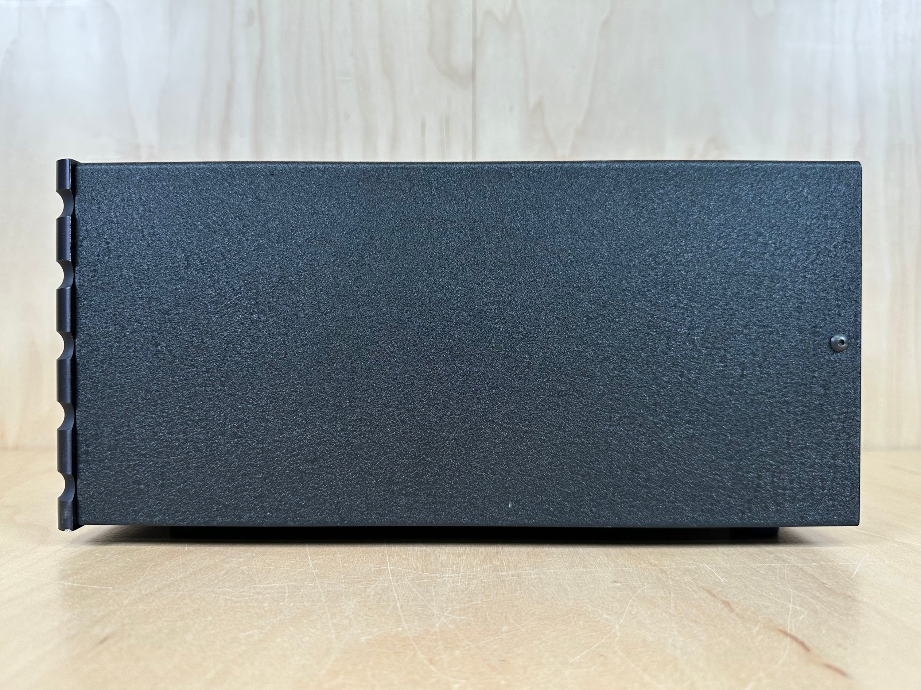Richard Gray’s Power Company Power Conditioner model: RGPC 600S BLK