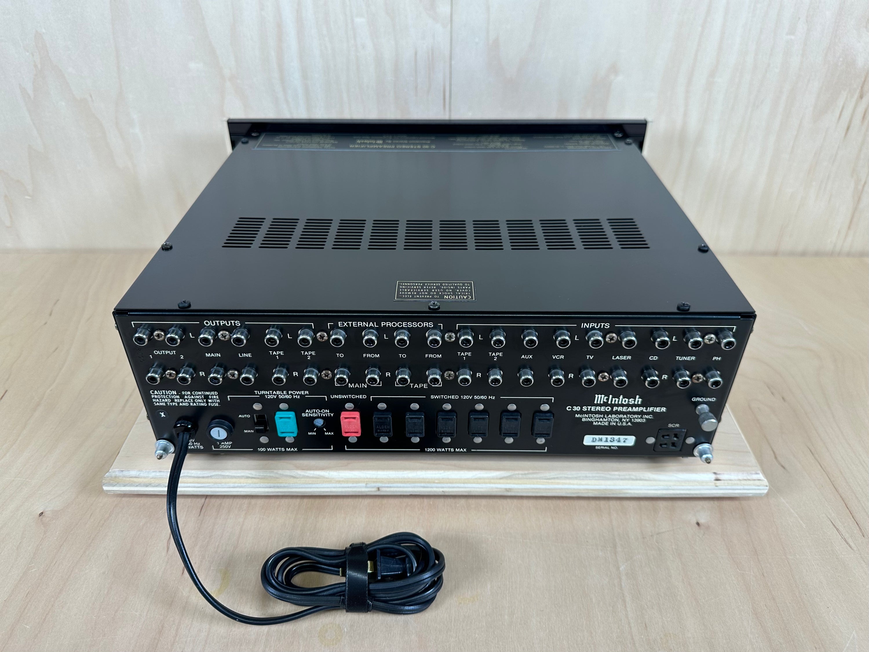 McIntosh C30 Stereo Preamplifier w/New Factory Box