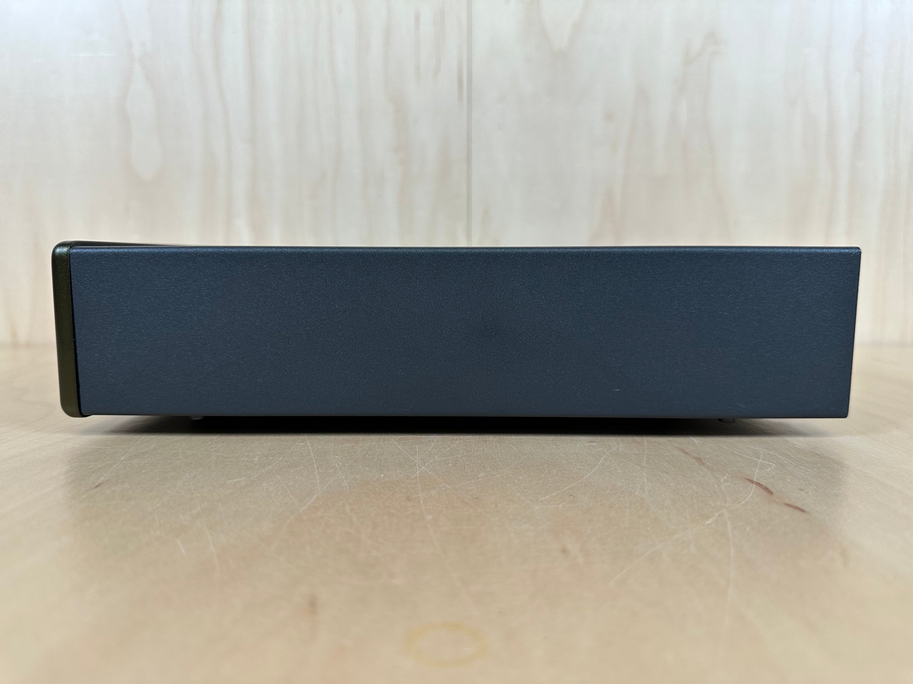 Hegel HD12 DSD DAC and Headphone Amp w/Remote