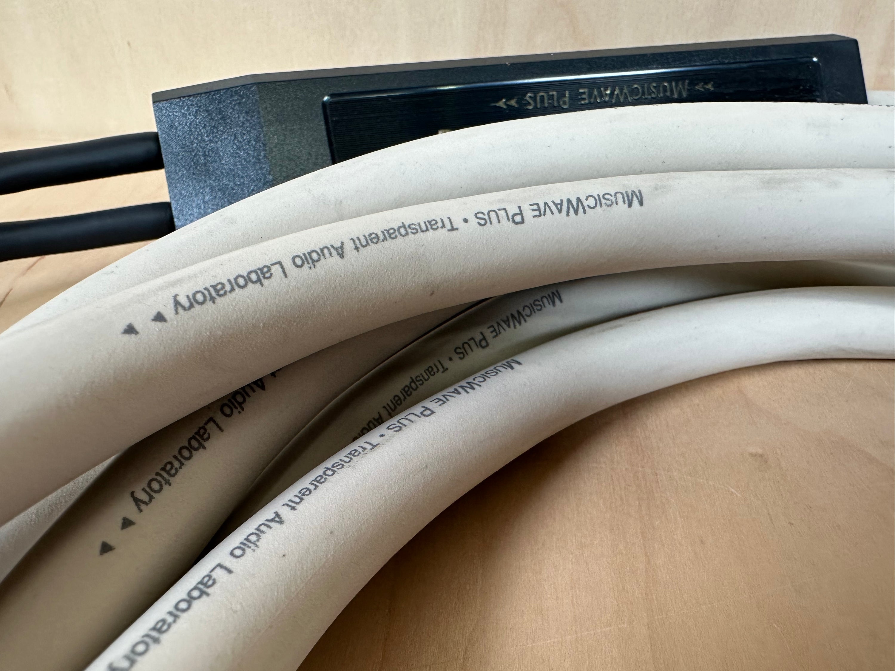 Transparent Audio Musicwave Plus 25' Speaker Cables w/Spade Connectors