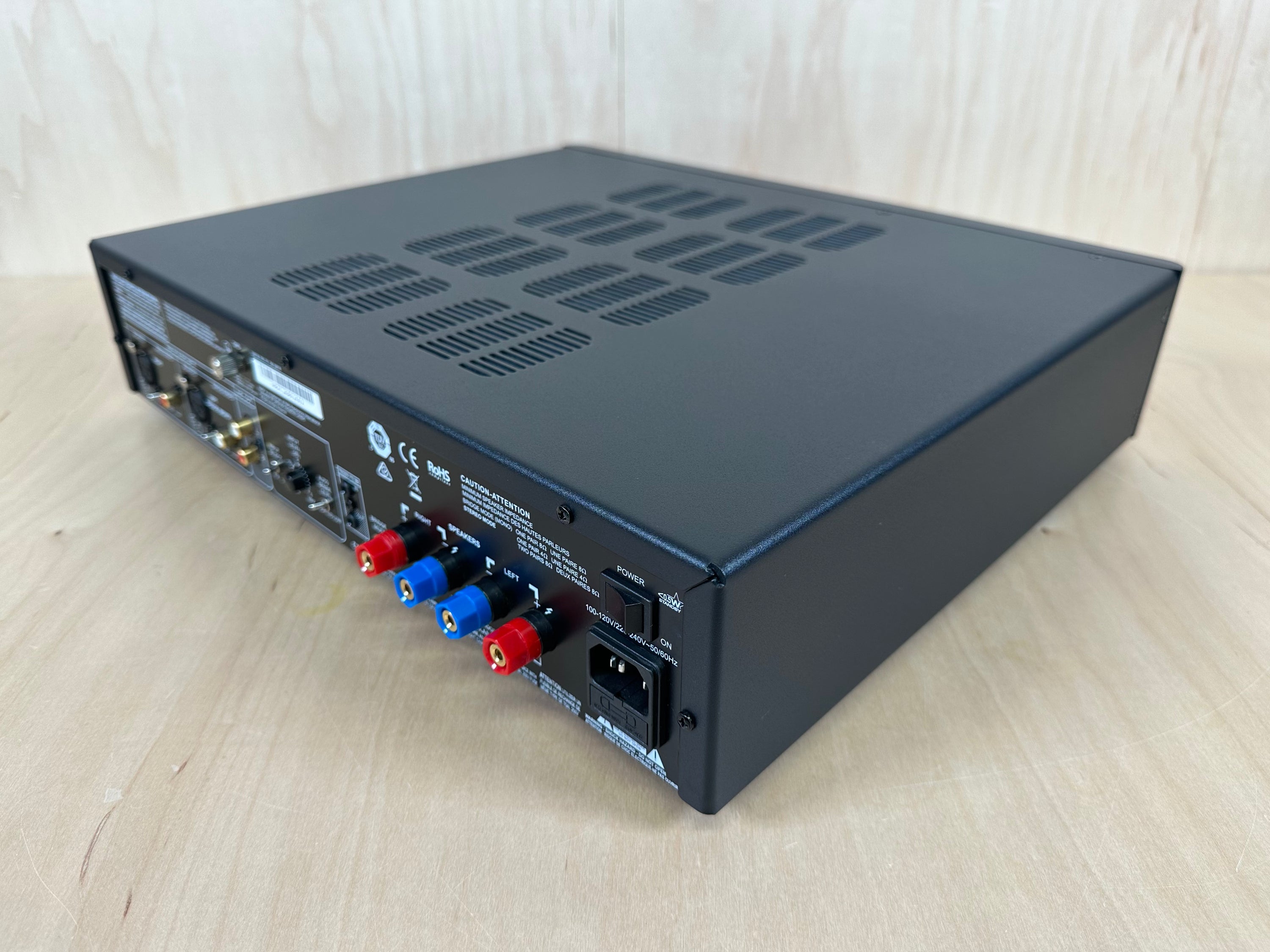 NAD C268 Stereo Amplifier