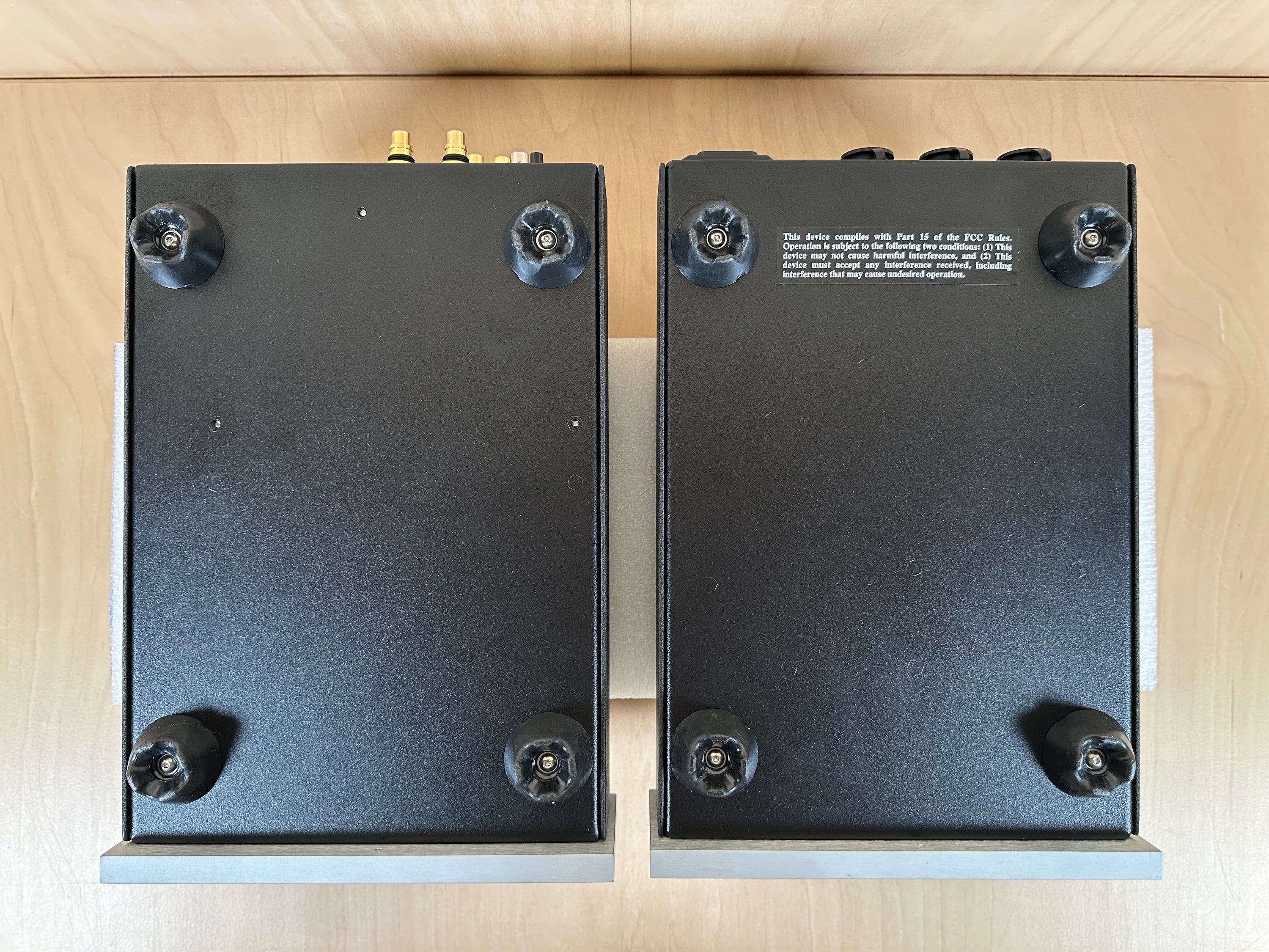 Bel Canto DAC 3.5VB, Remote, VBS1, USB Light Link, ST Fiber Cable w/Original Boxes