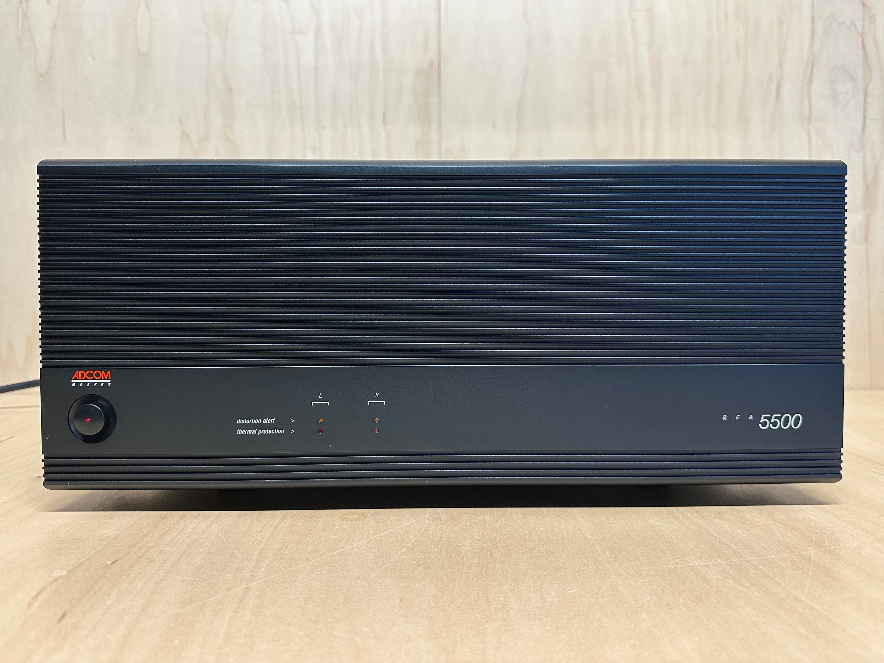 ADCOM GFA 5500 Power Amplifier