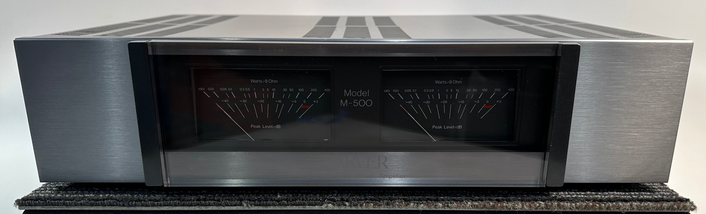 Carver M-500 Magnetic Field Power Amplifier