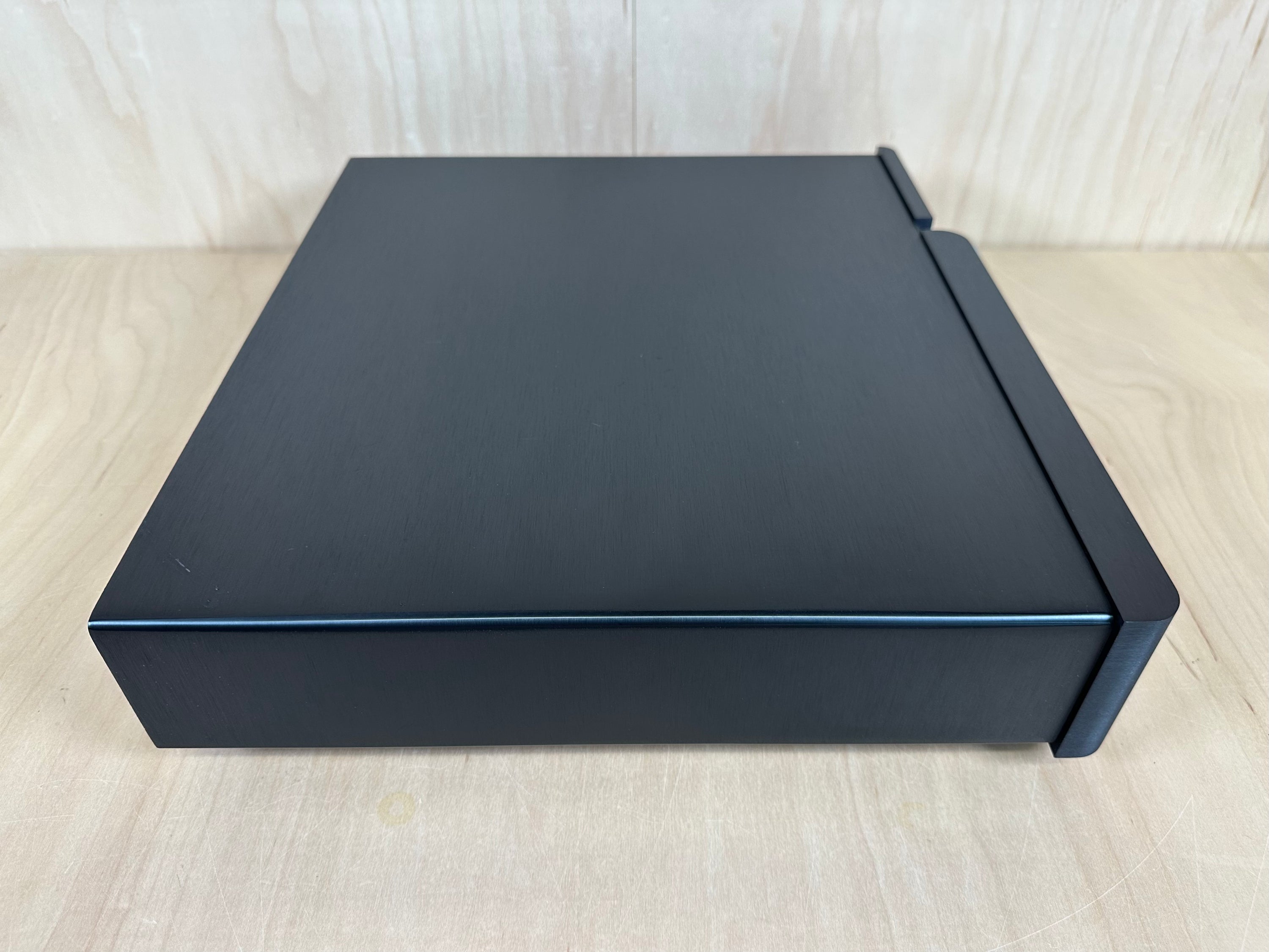 Mark Levinson 380S Preamplifier w/Remote