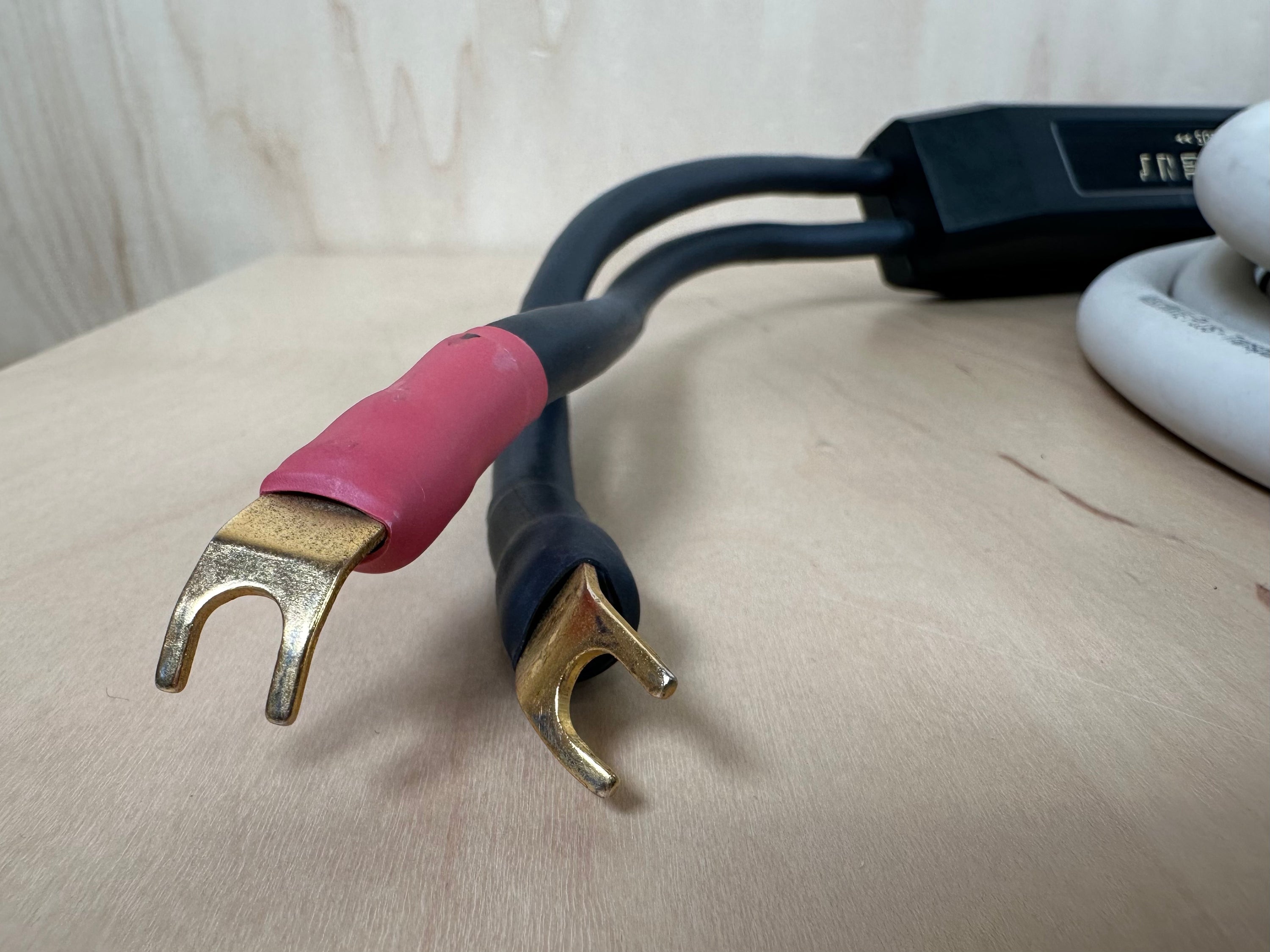 Transparent Audio Musicwave Plus 25' Speaker Cables w/Spade Connectors