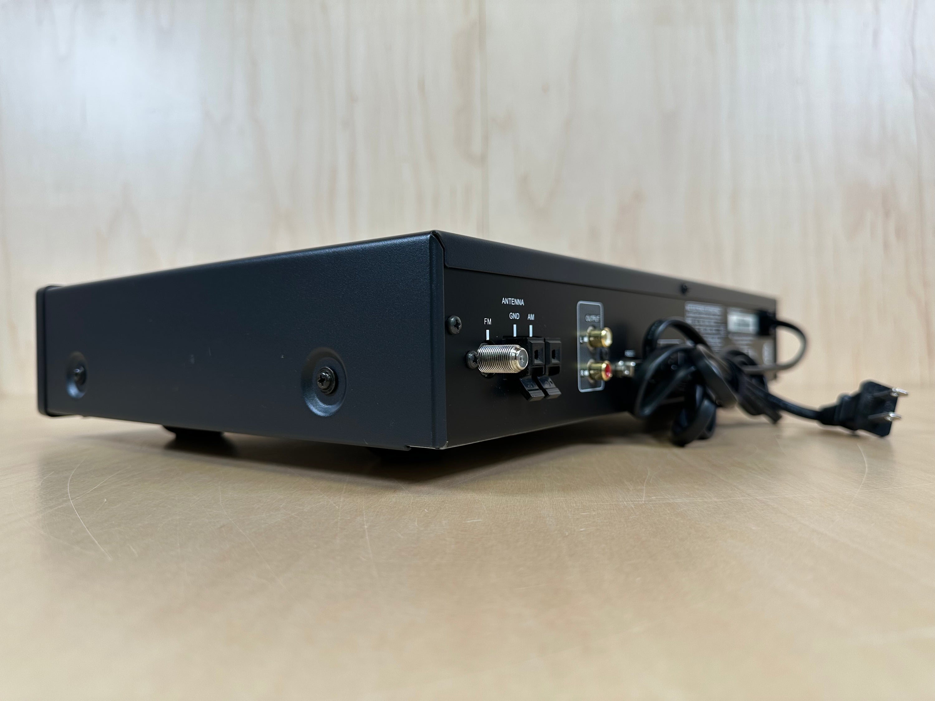 NAD RDS C425 FM/AM Tuner with Remote Control