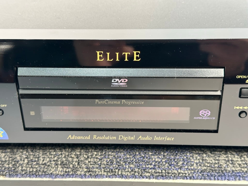 Pioneer Elite DV-47Ai DVD /MP3 /SACD Player w/Dolby Digital And