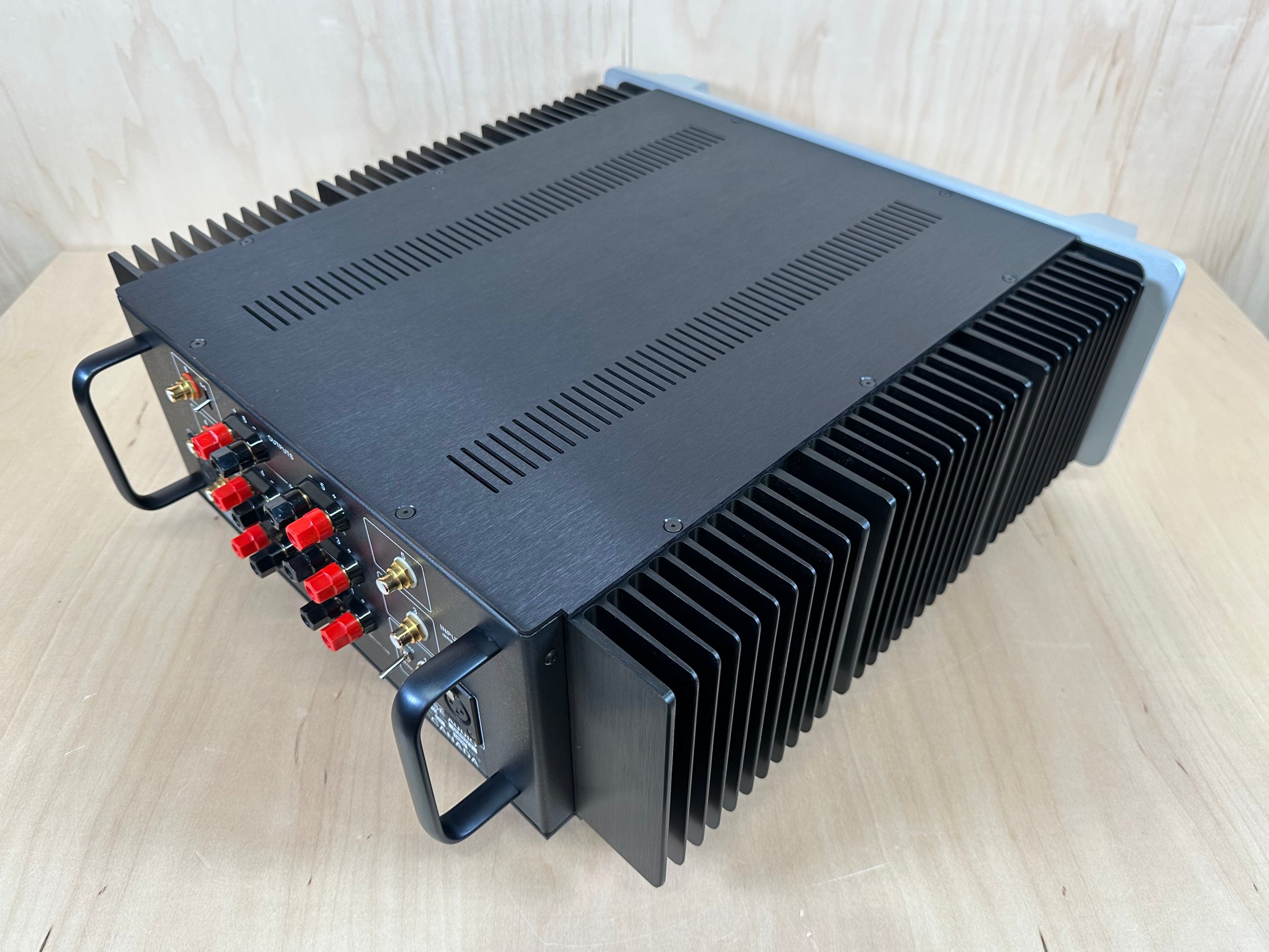 Classé Audio CAV 150 Six Channel Amplifier Fully Recapped/Serviced