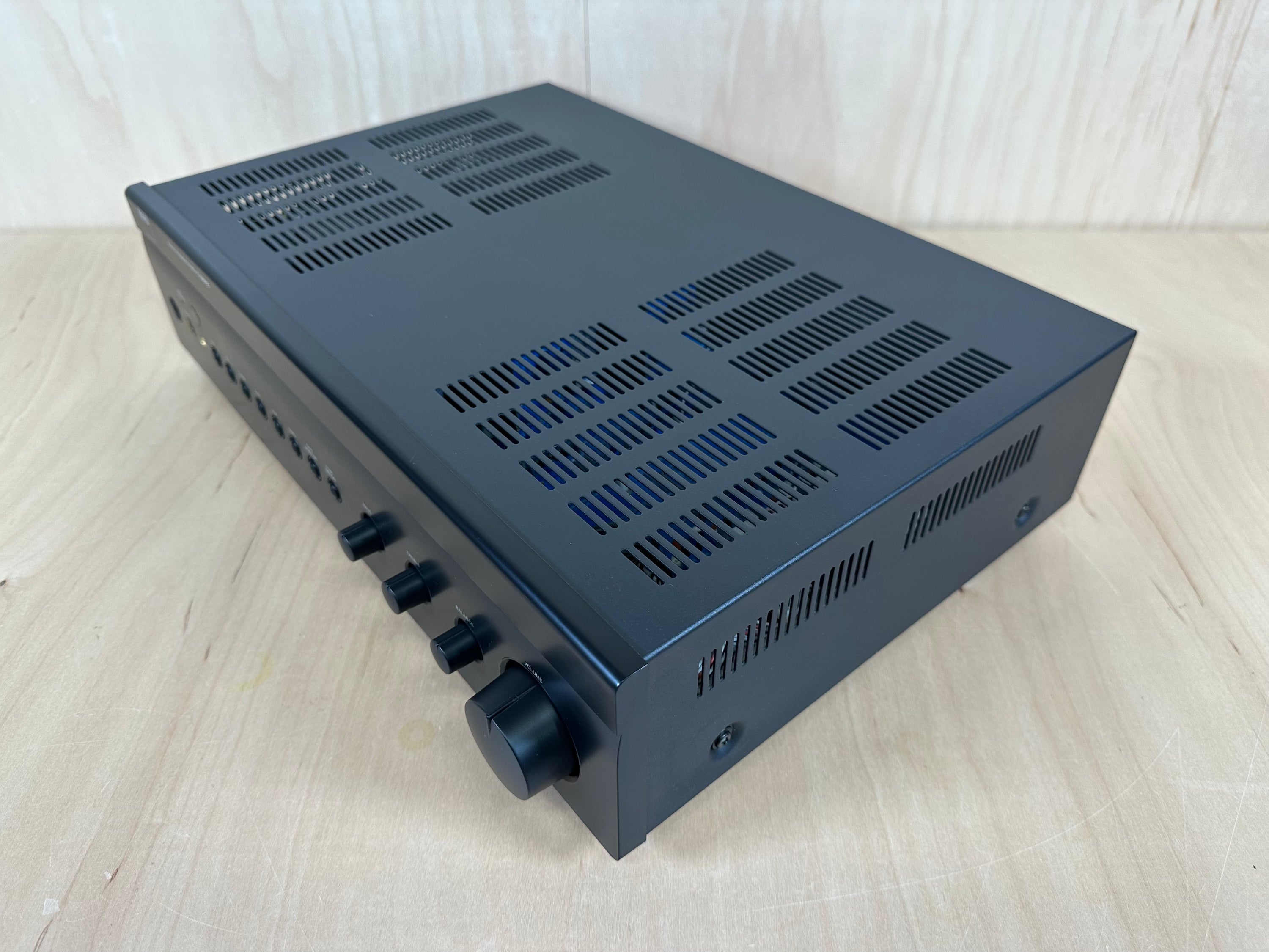 NAD C 326BEE Stereo Integrated Amplifier