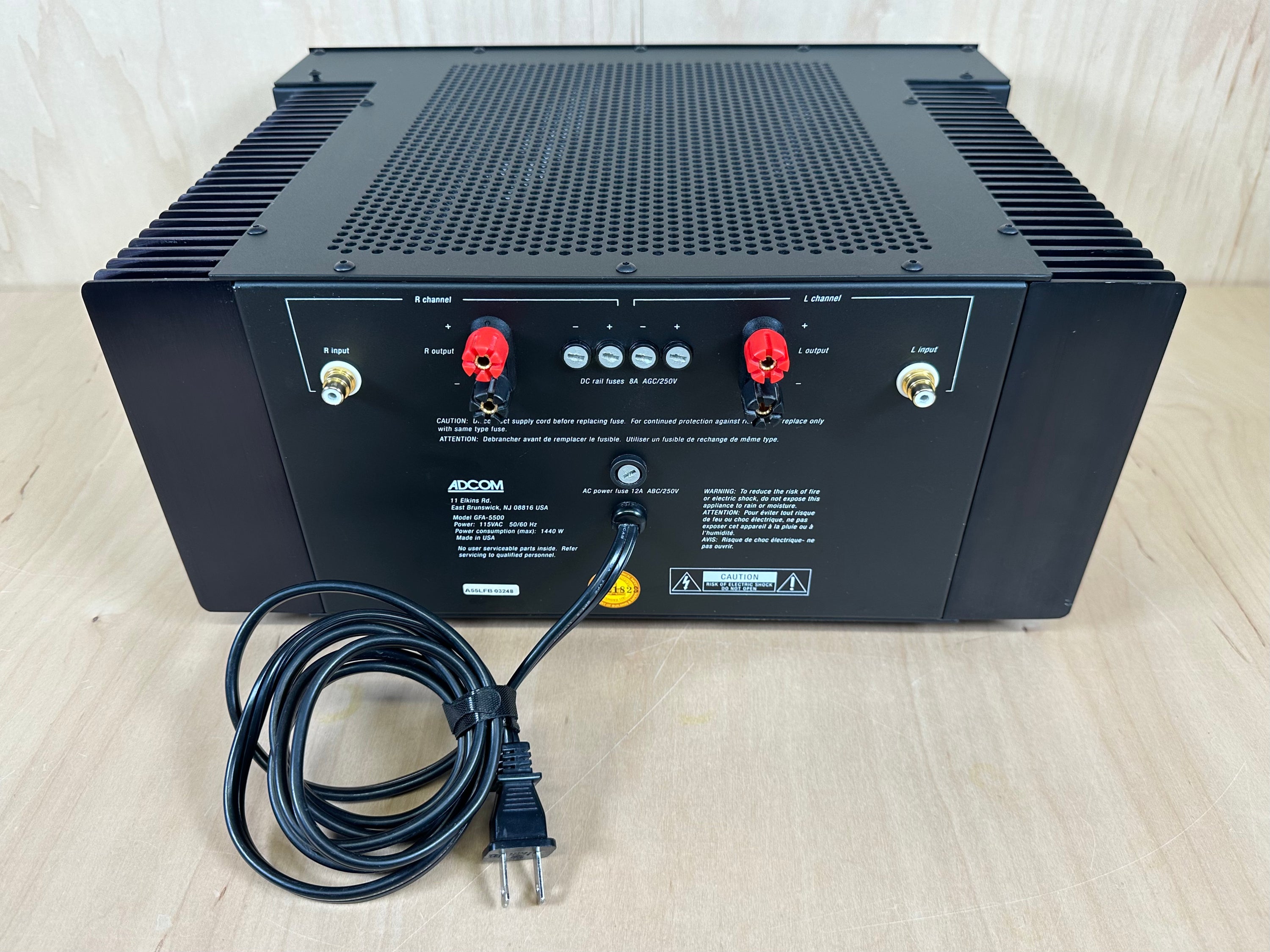 ADCOM GFA 5500 Power Amplifier