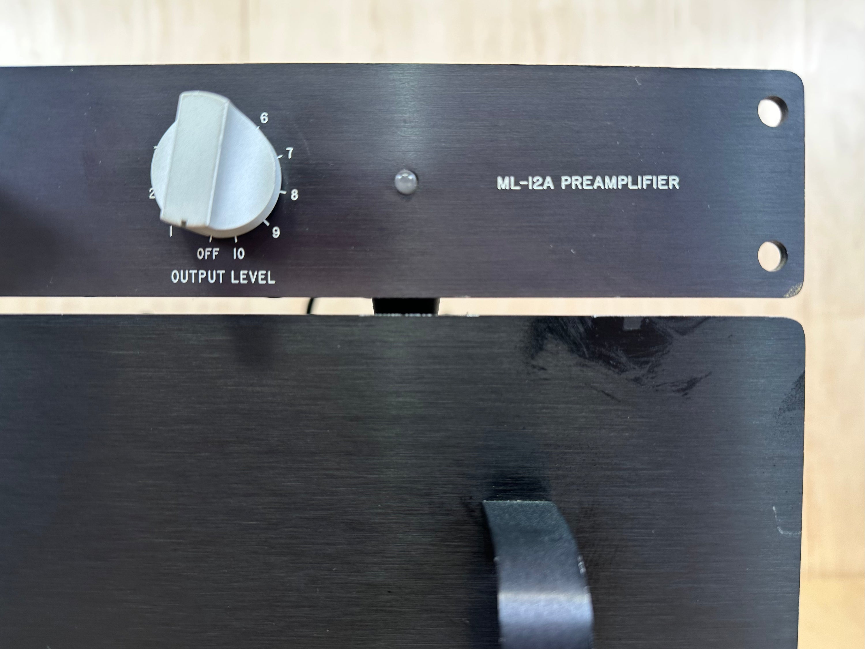 Mark Levinson ML-12A Preamp And ML-11 Power Amp READ