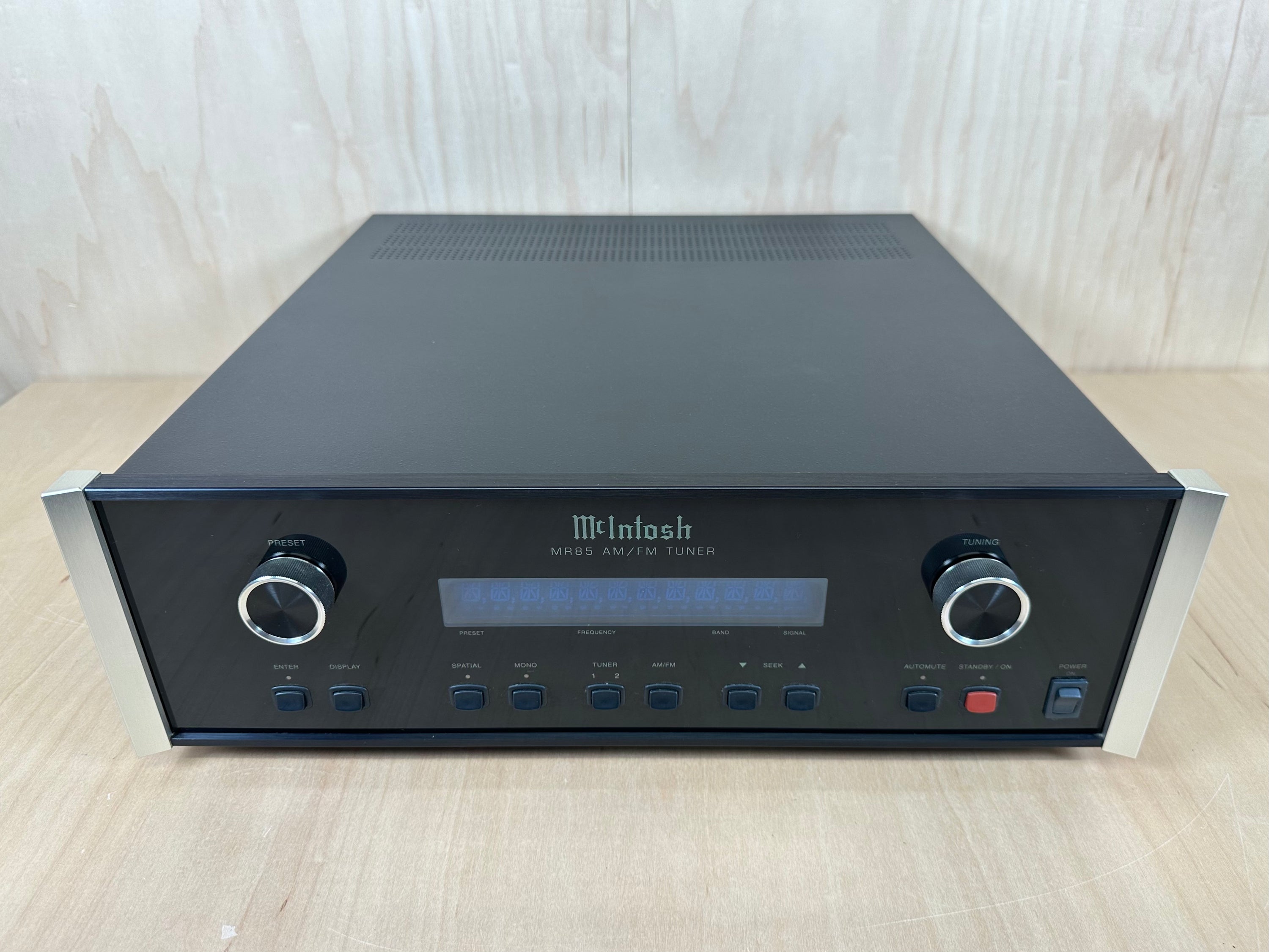 Mcintosh MR85 AM/FM Tuner w/New Factory Box