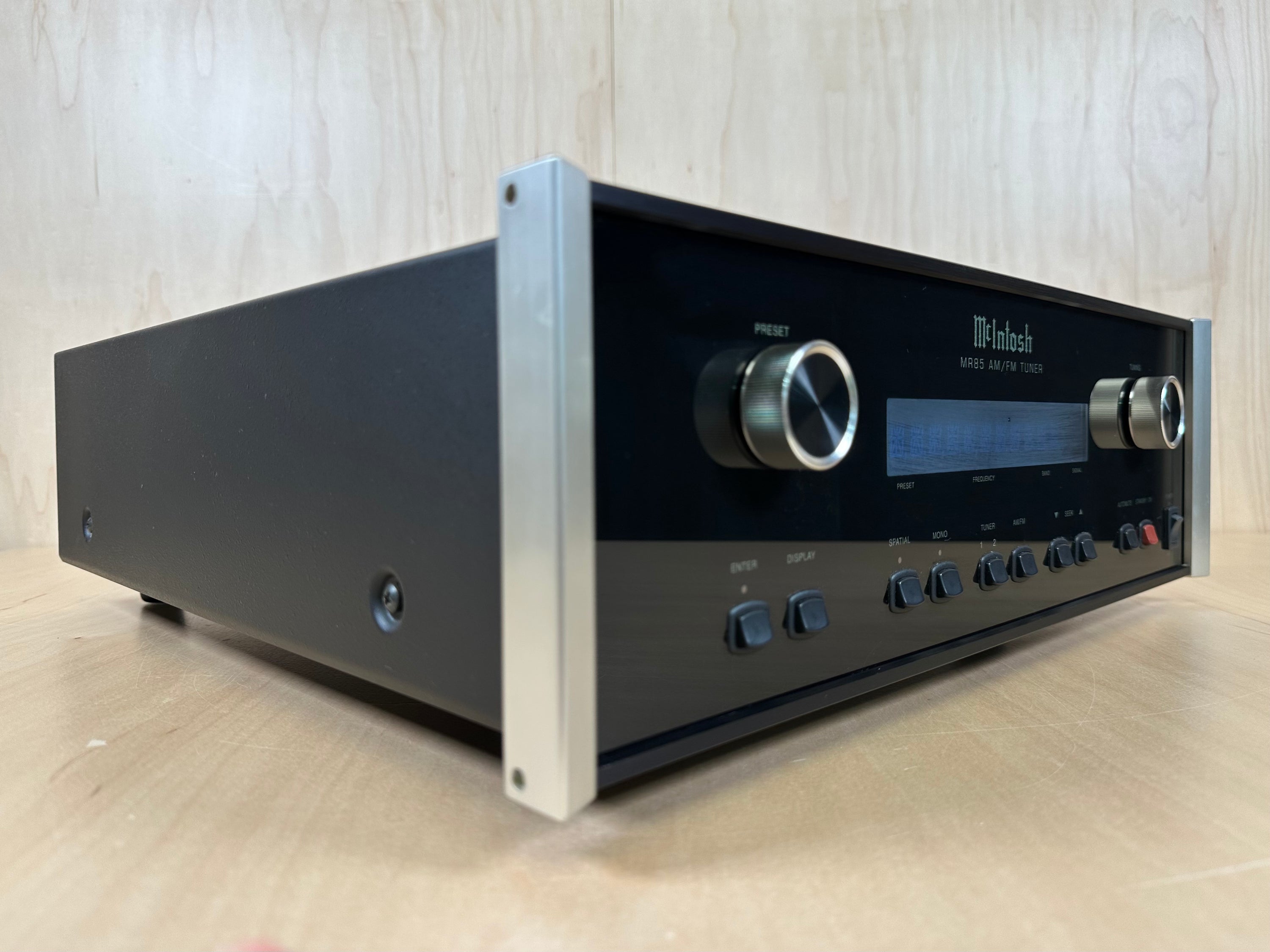 Mcintosh MR85 AM/FM Tuner w/New Factory Box