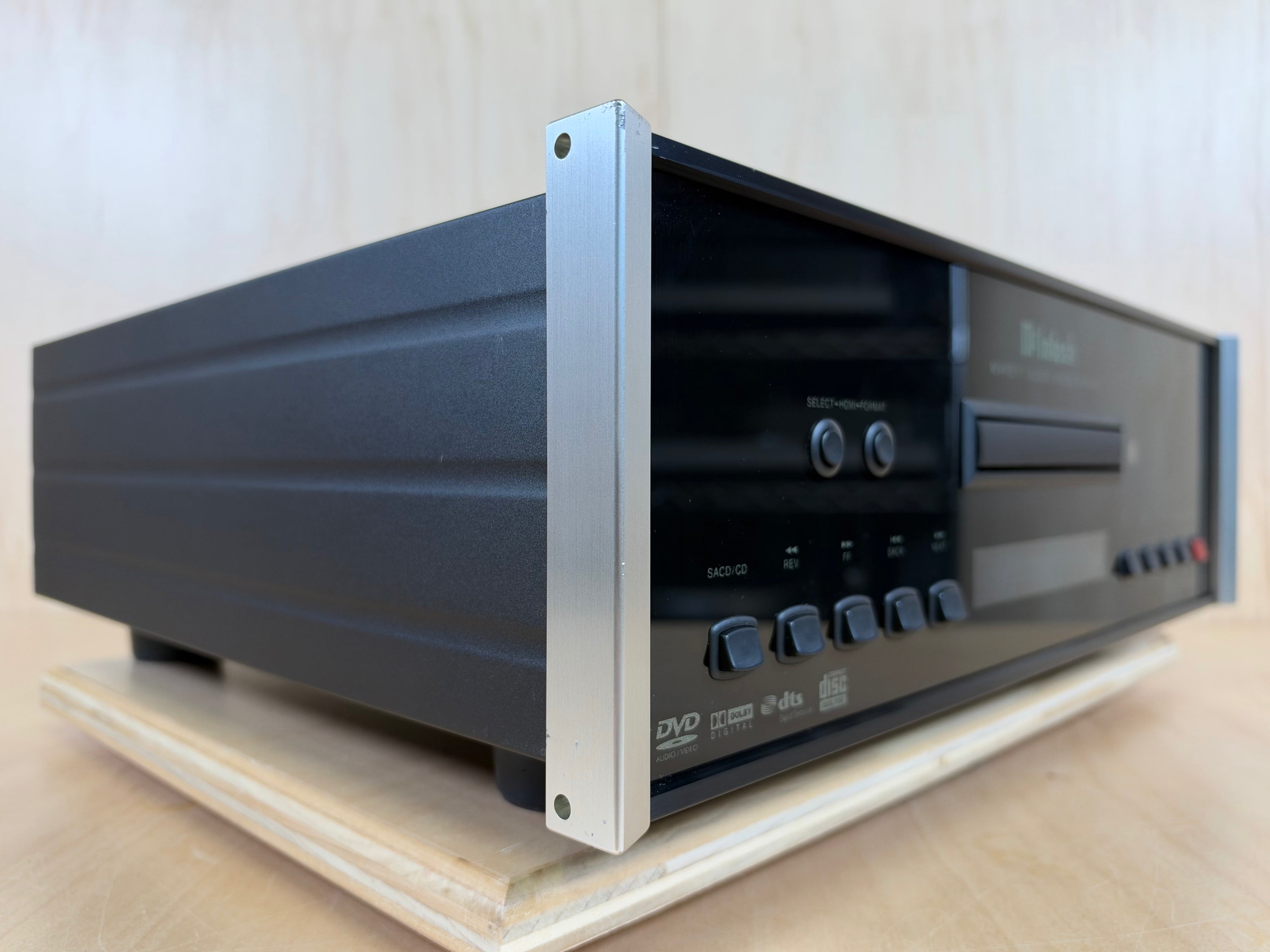 McIntosh MVP871 Audio Video Player DVD/SACD/HDCD