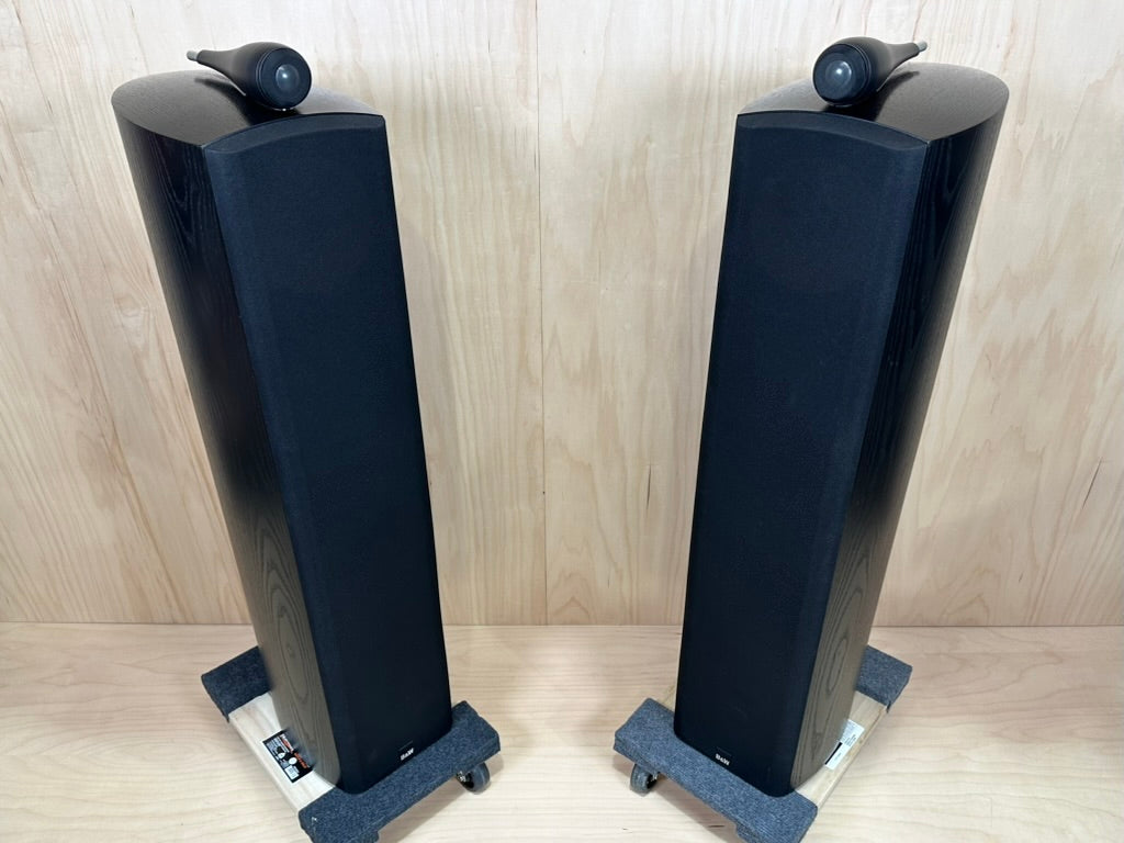 B&W 804s Speakers