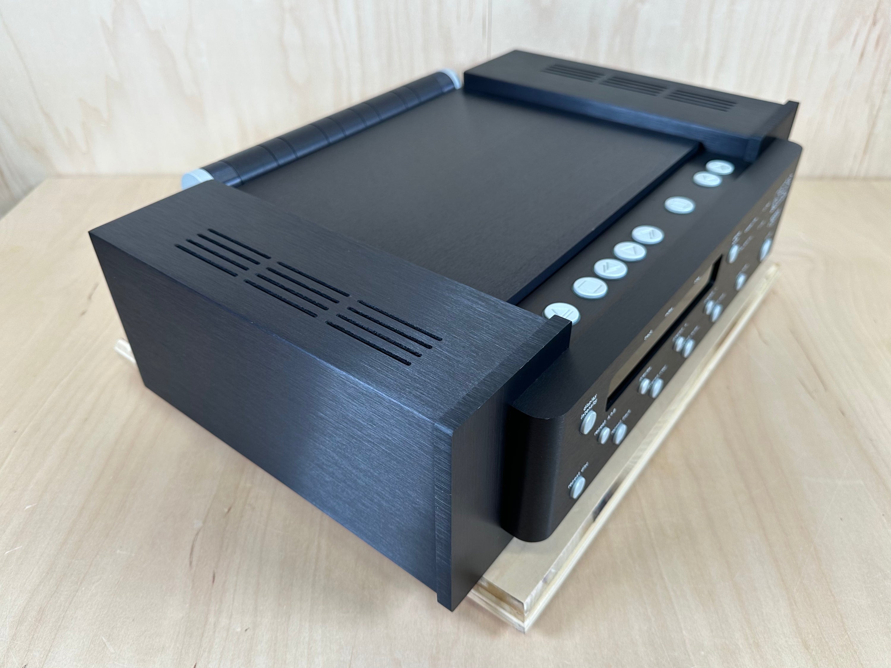 Mark Levinson No. 31 CD Transport Motorized Top Loading