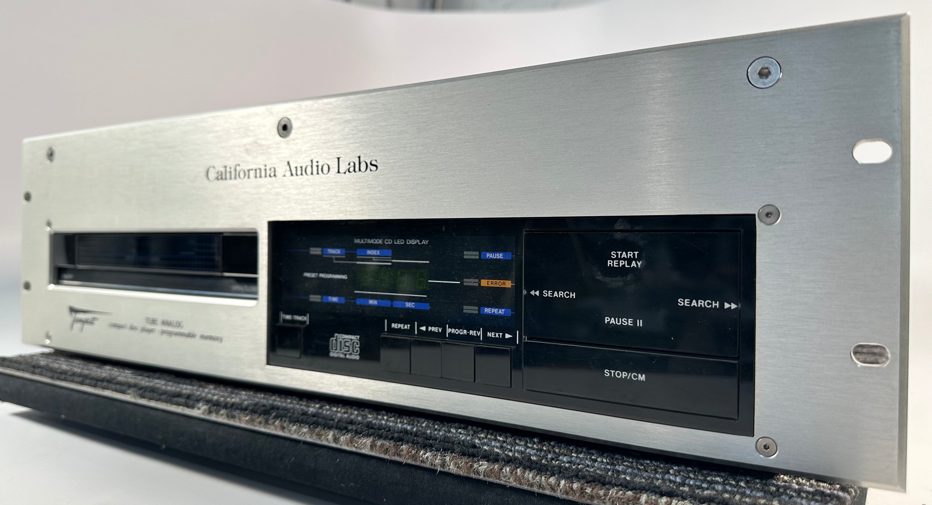 California Audio Labs Tempest Tube CD Player For Parts