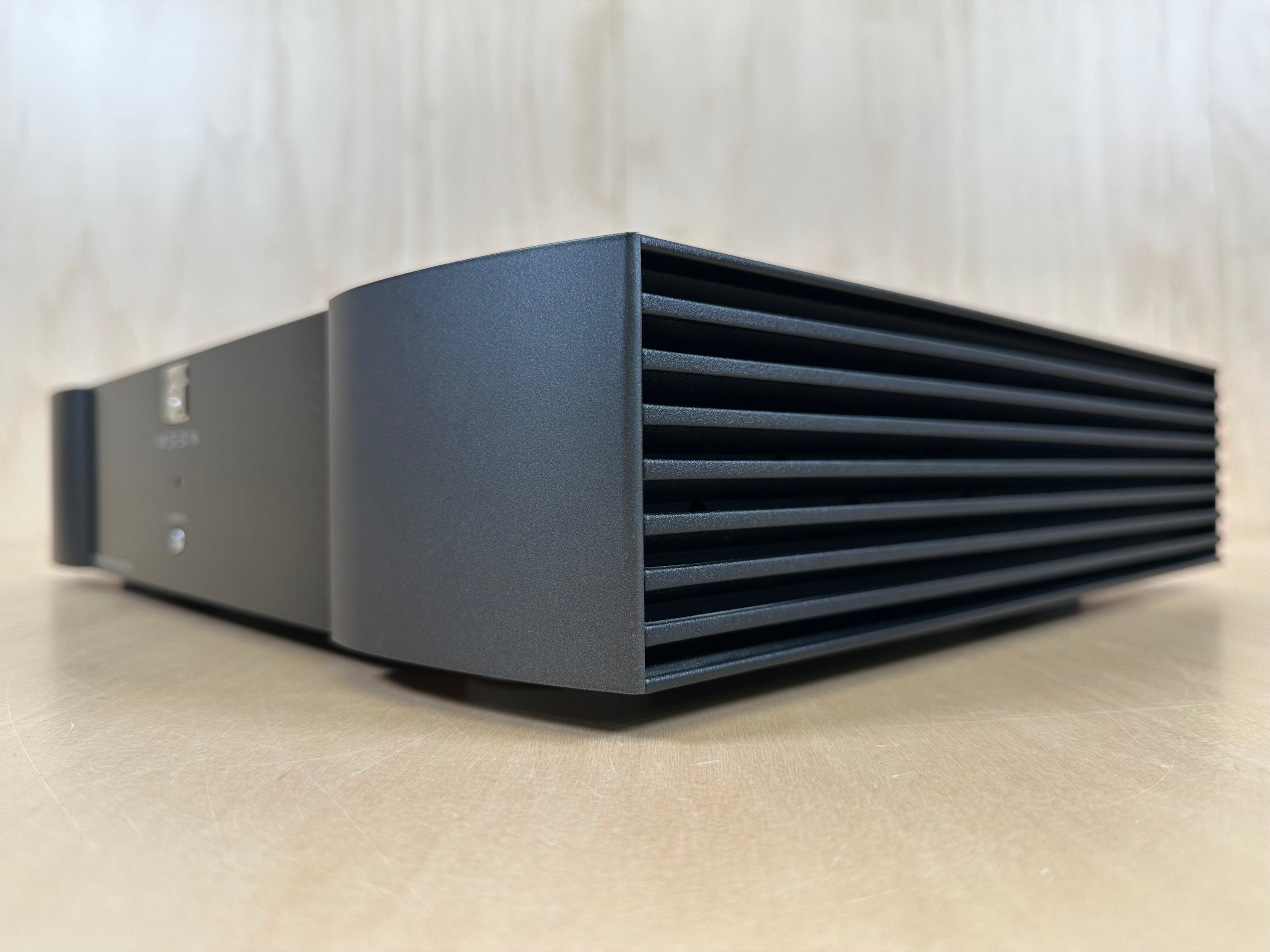 Simaudio Moon 330A Power Amplifier w/Original Box