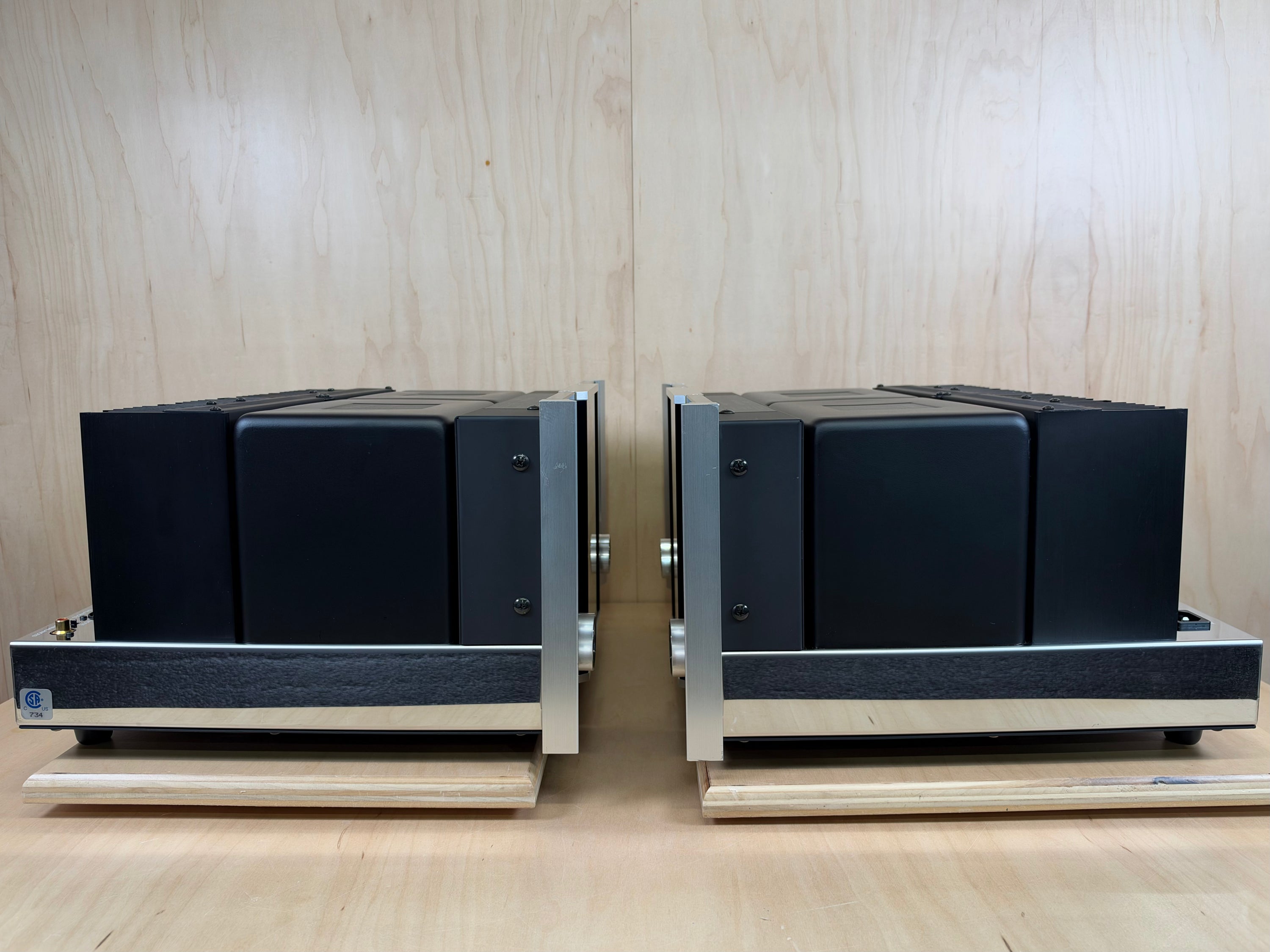 McIntosh MC501 Power Amplifiers w/ Consecutive Serial Numbers