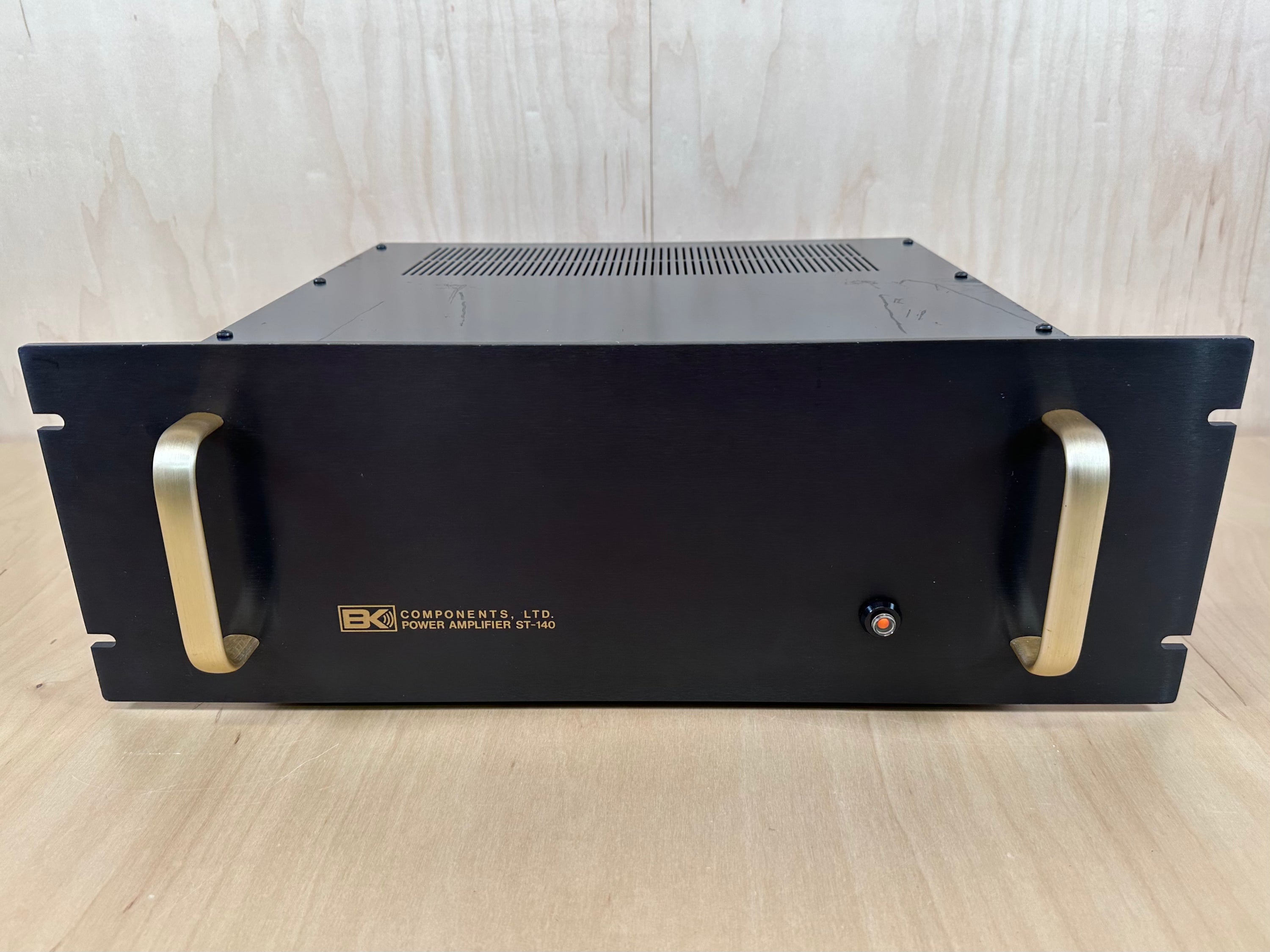 B&K Components ST-140 Stereo Power Amplifier