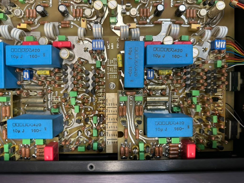 Mark Levinson Dual Monaural Preamplifier No.26 FOR PARTS