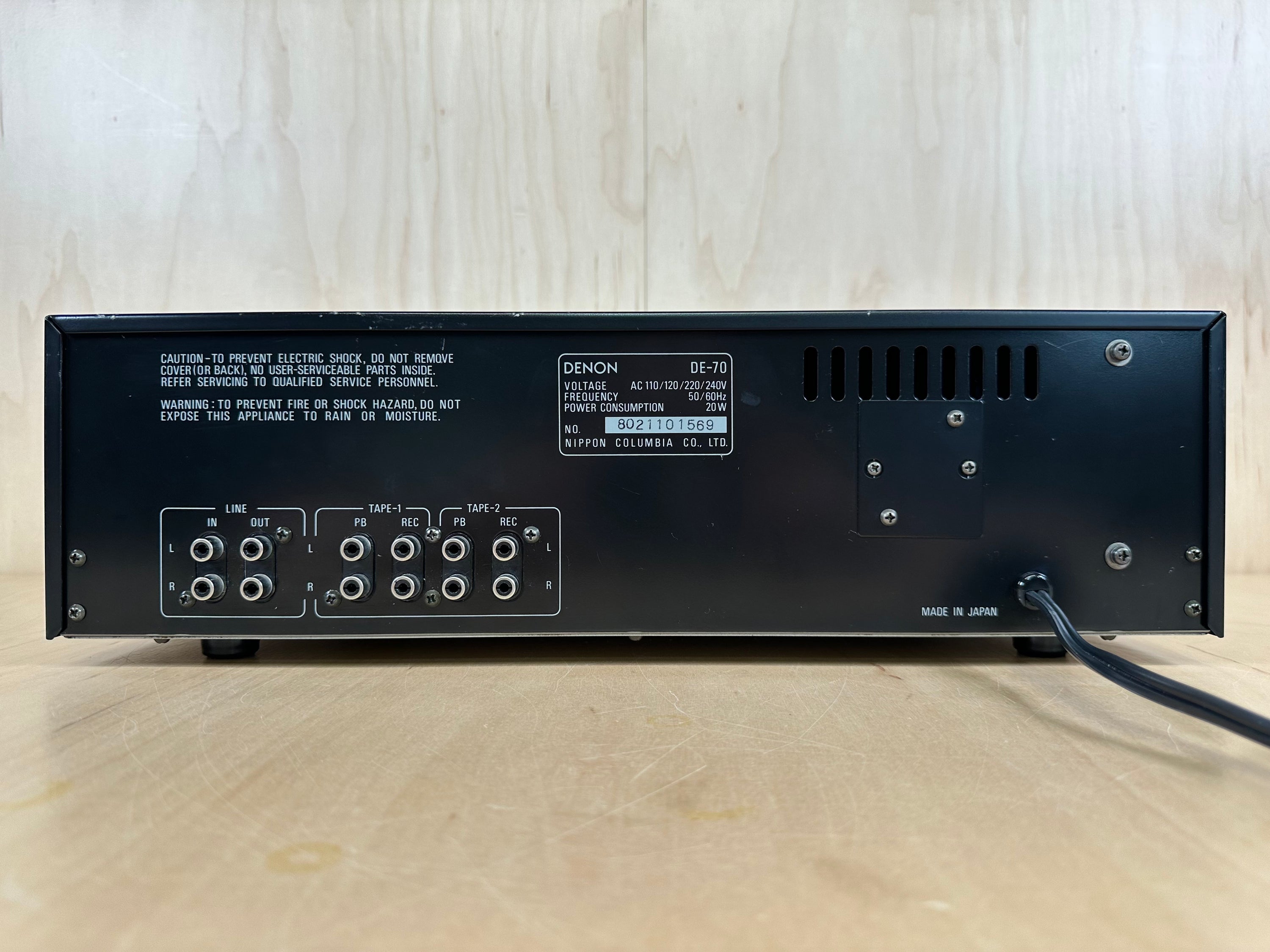DENON DE-70 Stereo Graphic Equalizer