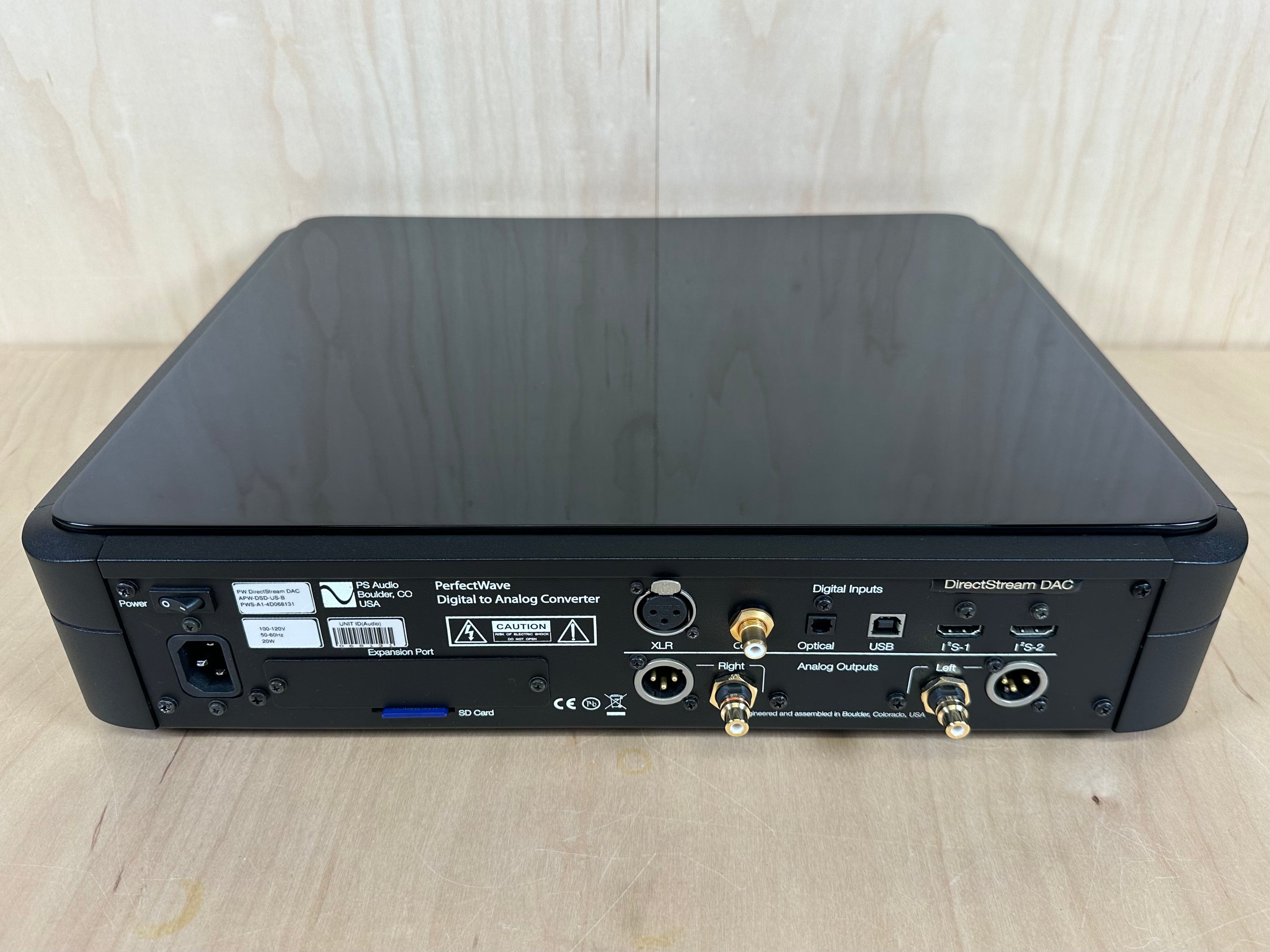 PS Audio PerfectWave DirectStream DAC MK I version