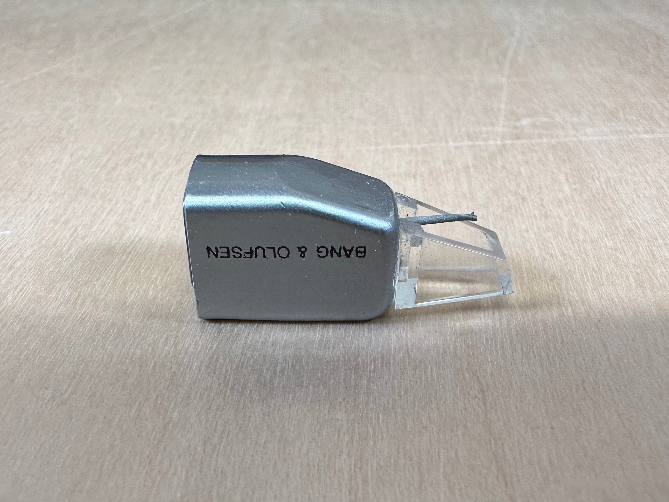 Bang & Olufsen Beogram 3404 Turntable w/MMC20EN Cartridge