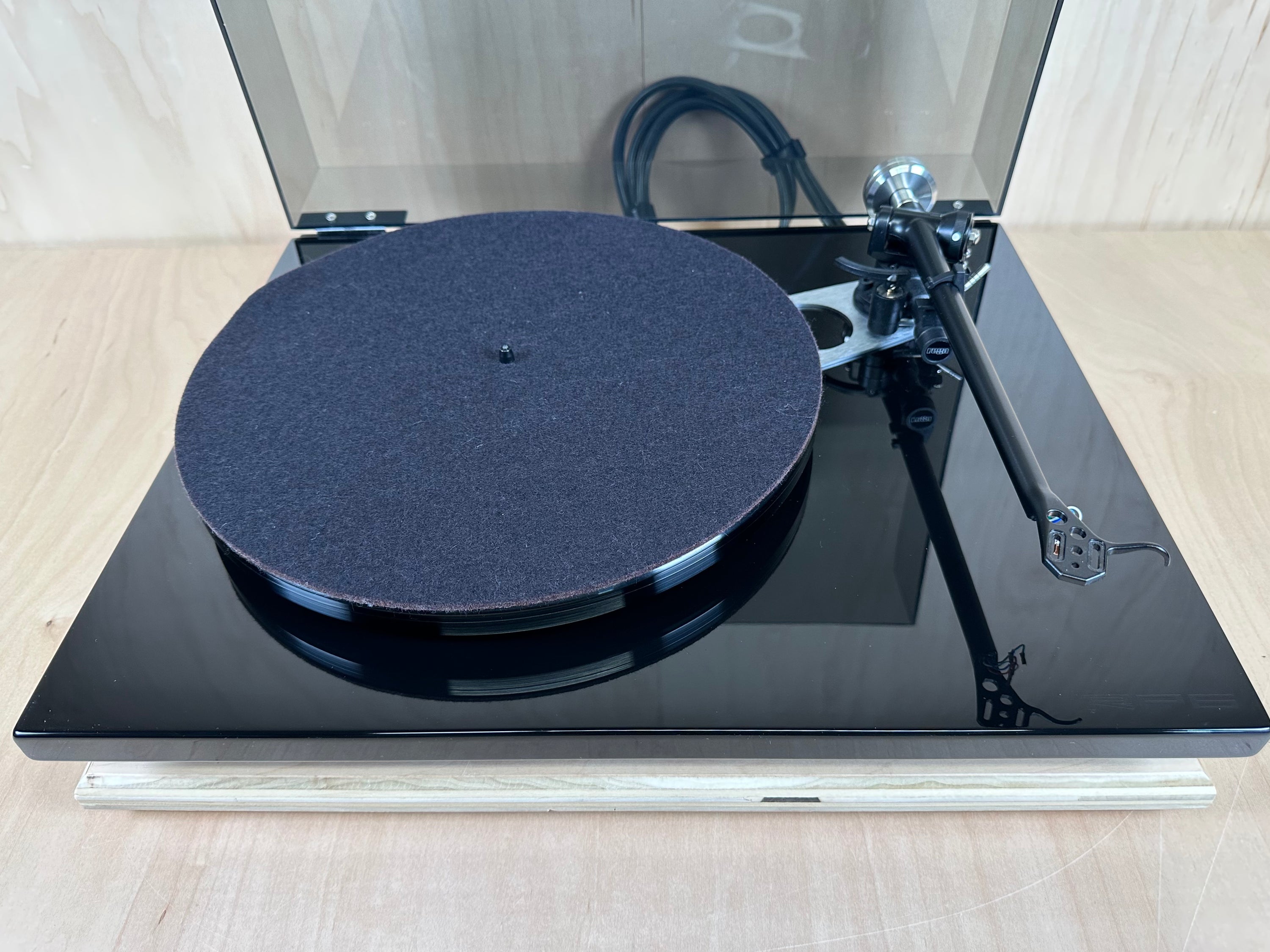 Rega RP6 Turntable w/Original Packing