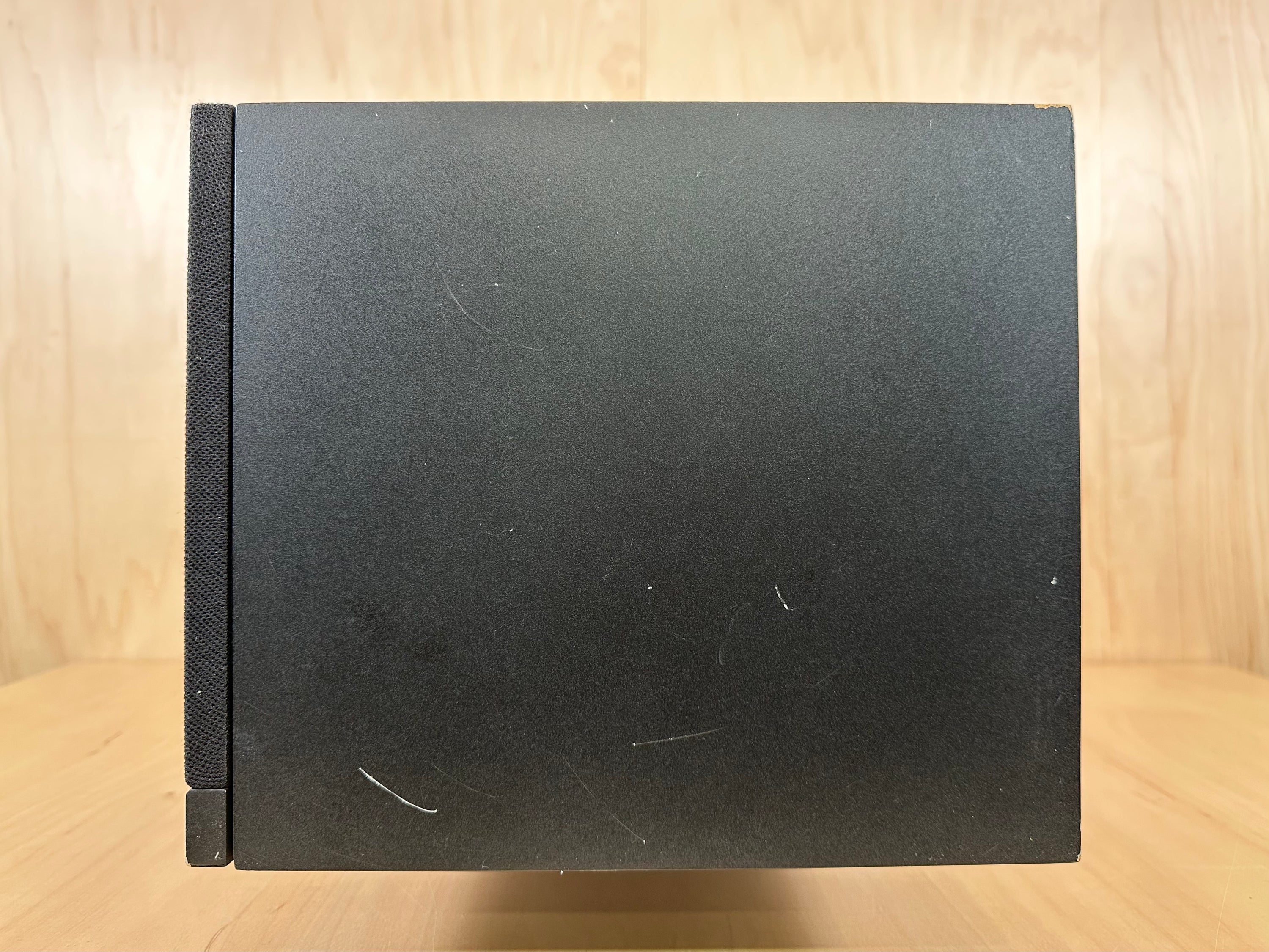 Apogee Acoustics Perseus Speaker