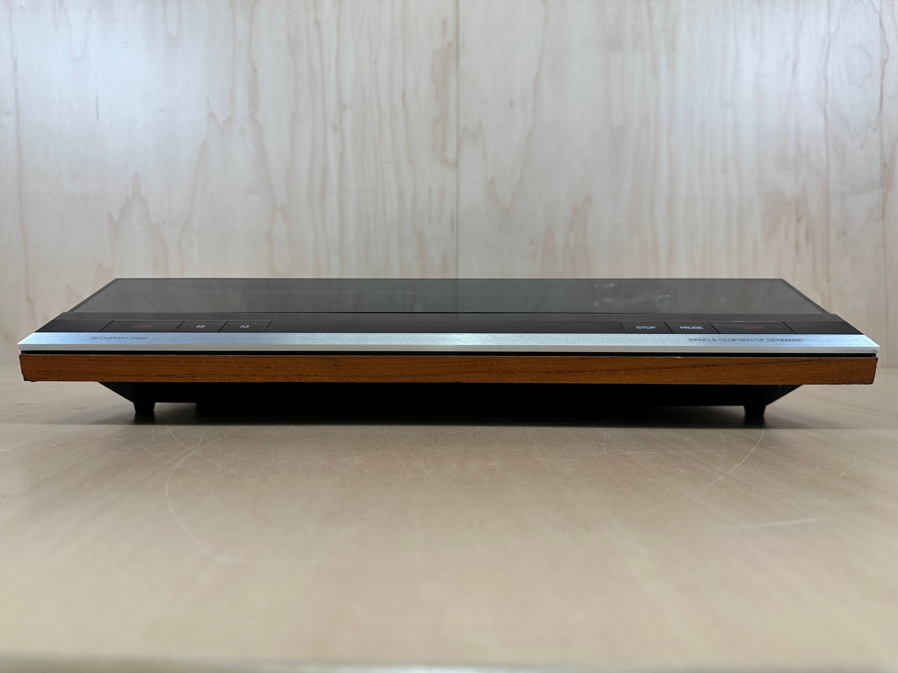 Bang & Olufsen Beogram 3404 Turntable w/MMC20EN Cartridge