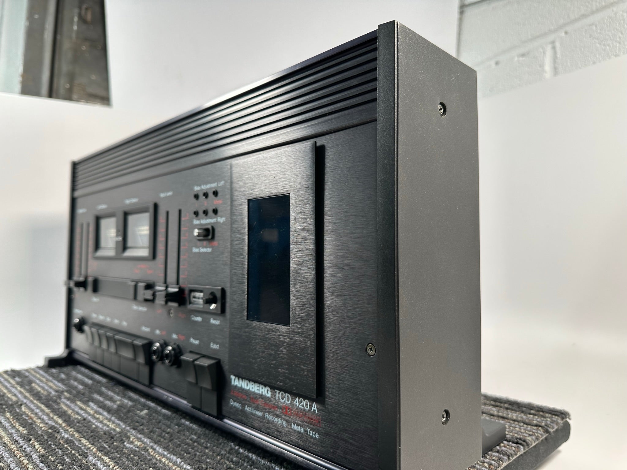 Tandberg TCD 420A 3 Motor Dual Capstan Cassette Deck