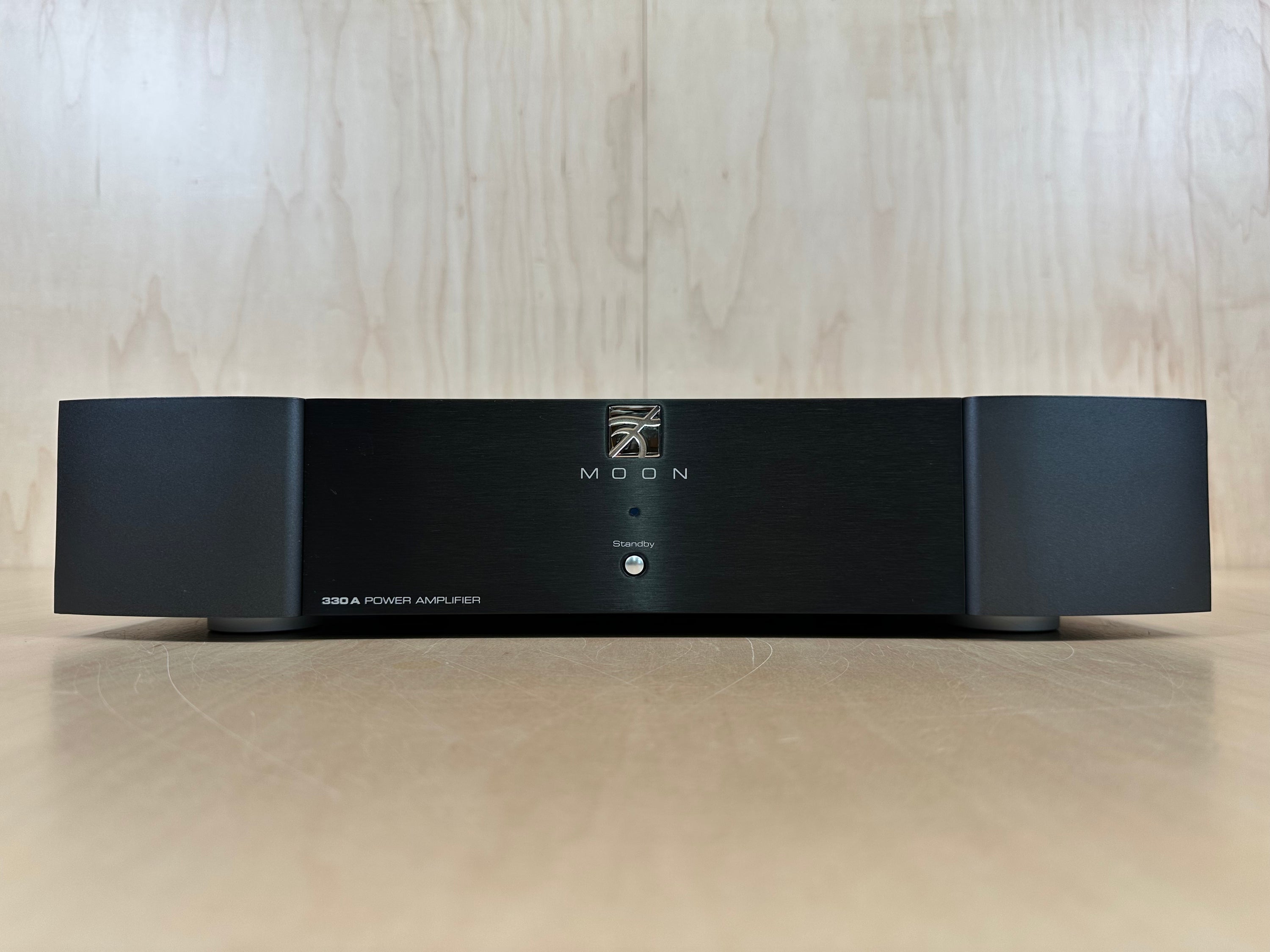 Simaudio Moon 330A Power Amplifier w/Original Box