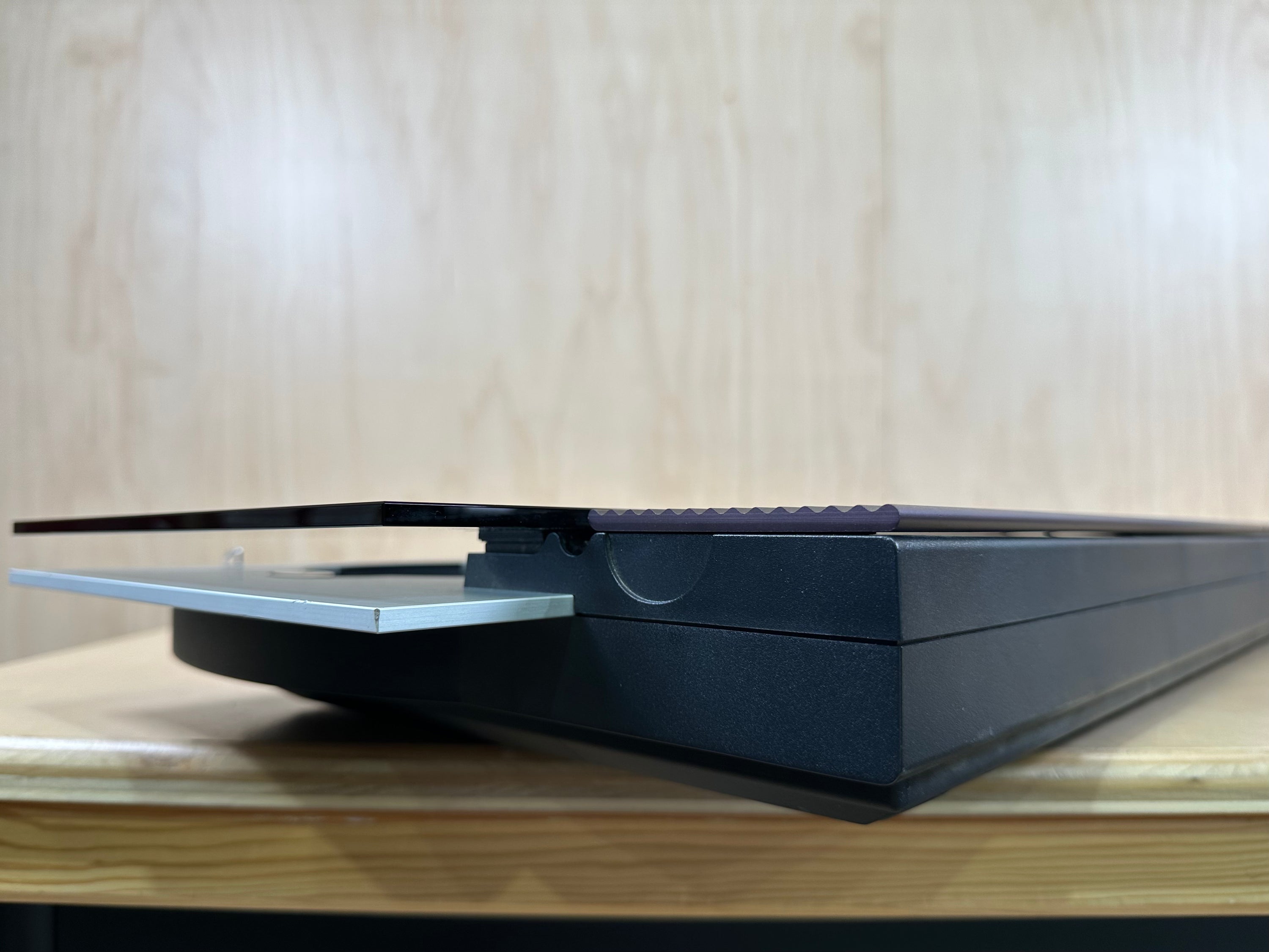 Bang & Olufsen BeoSound 9000 (CD 9000) Type 2563 MK II Version