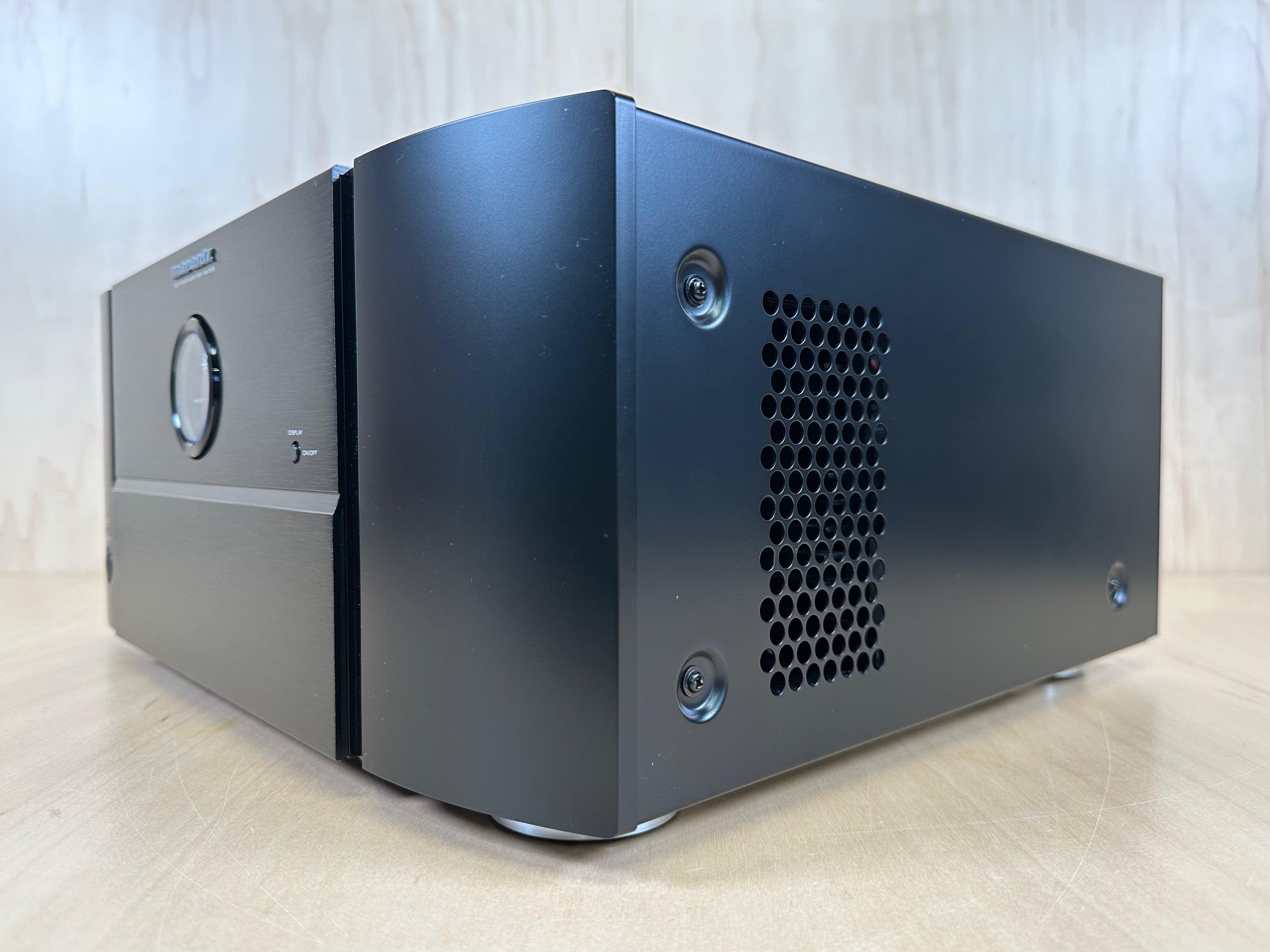 Marantz MM7055 Five Channel Power Amplifier