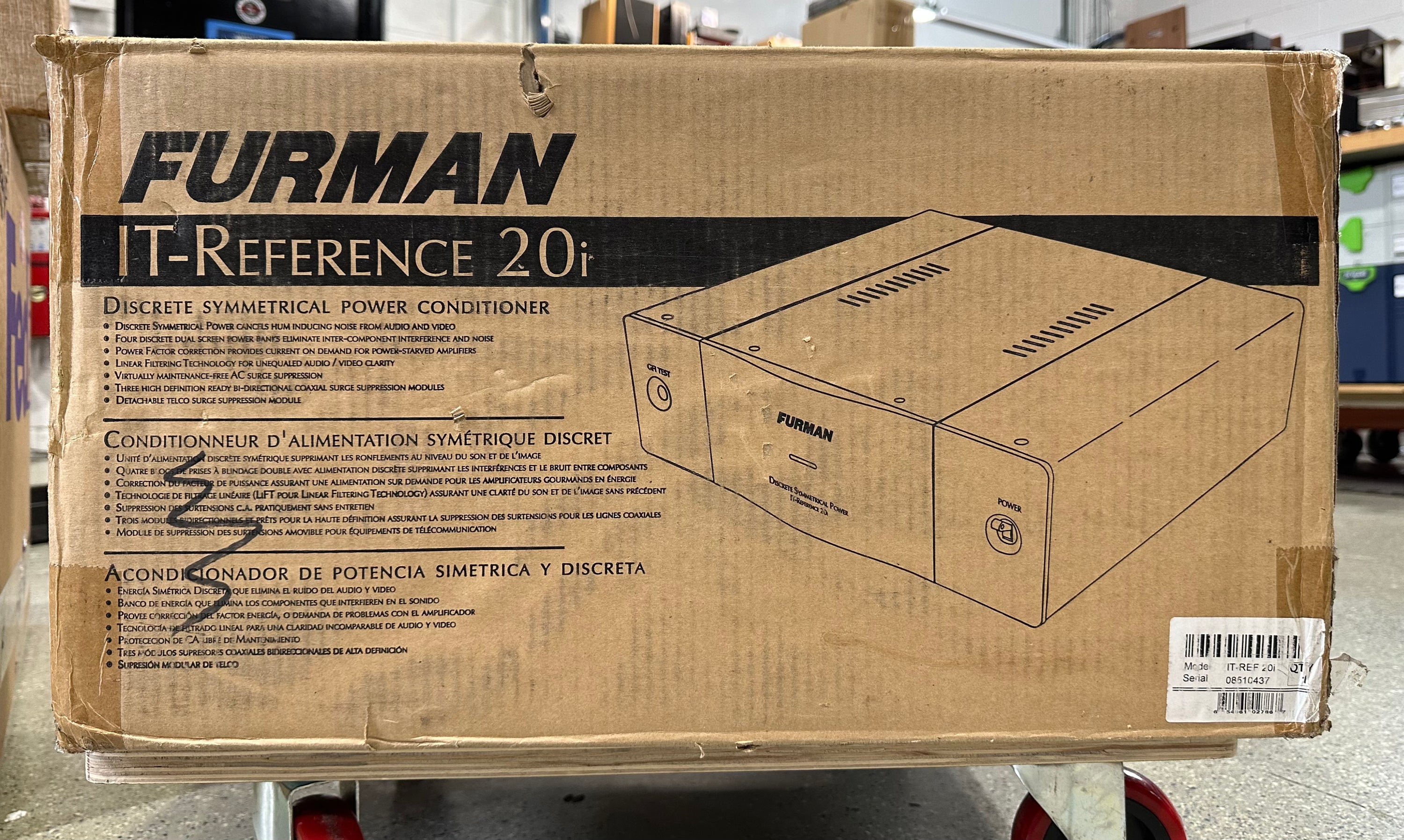 Furman IT-REFERENCE 20i Discrete Symmetrical AC Power Conditioner (20A, 120 VAC) w/Factory Box