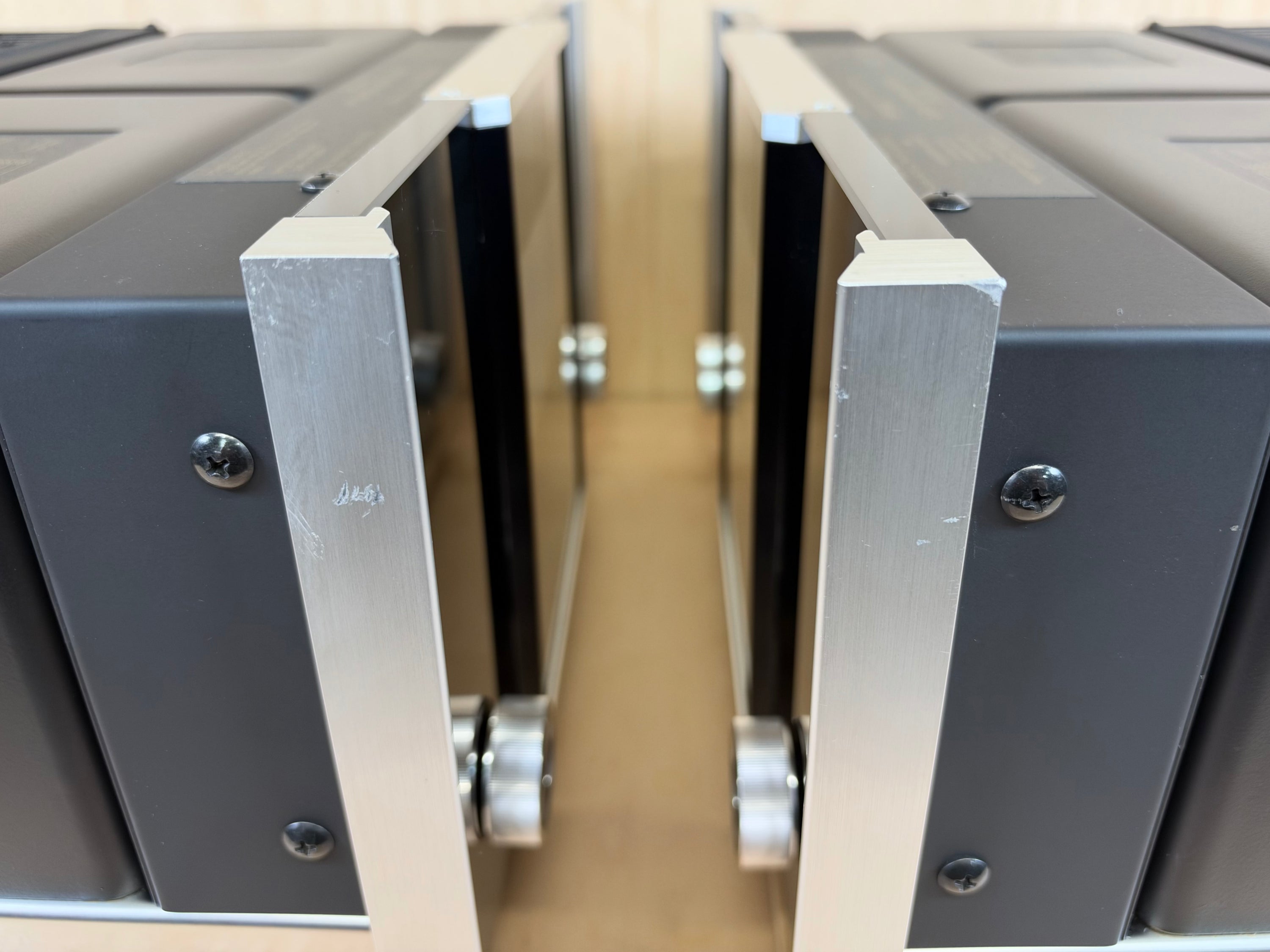McIntosh MC501 Power Amplifiers w/ Consecutive Serial Numbers