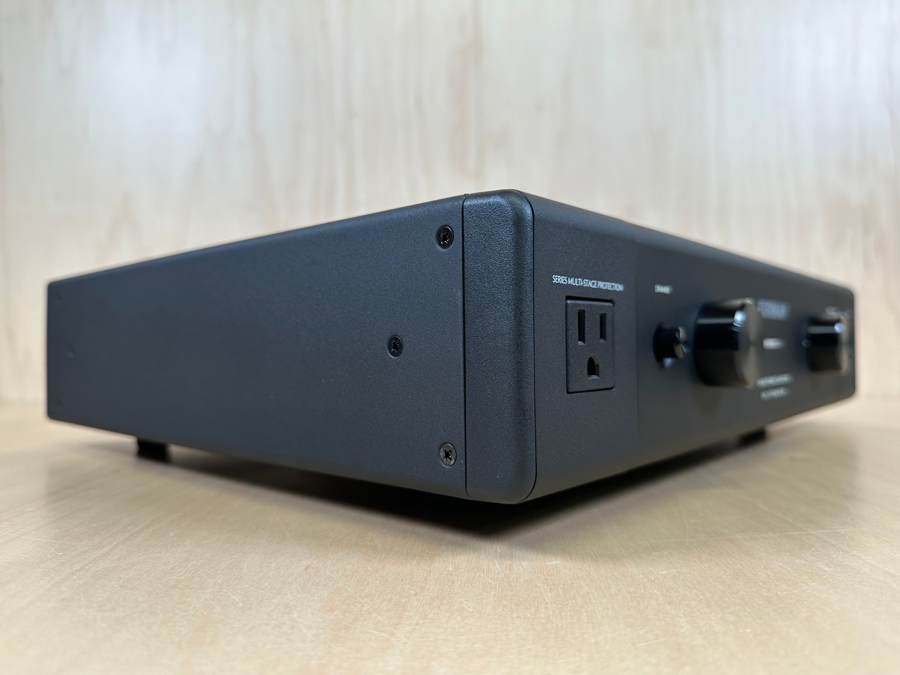 Furman Elite-15PFI Linear Power Conditioner
