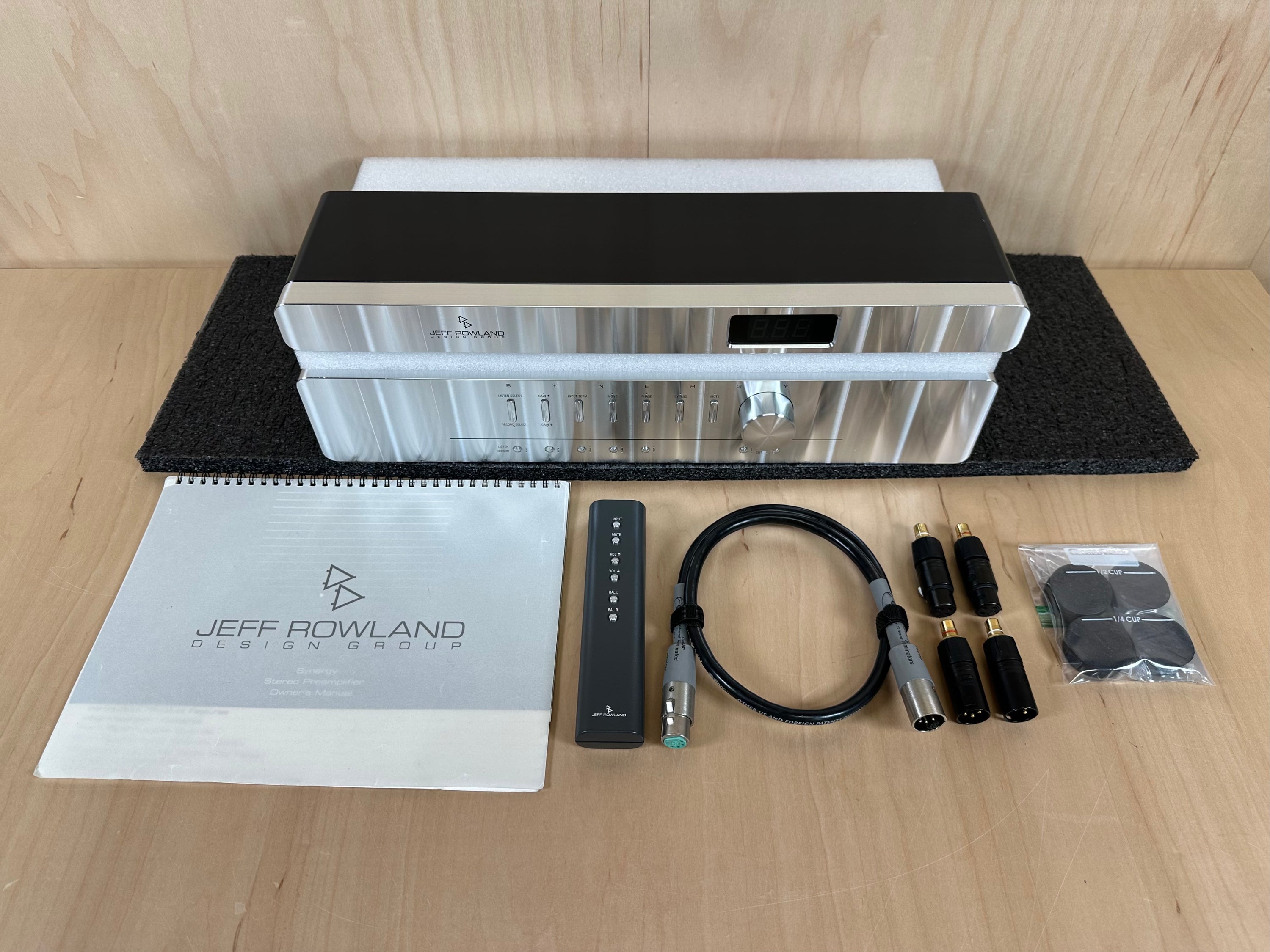 Jeff Rowland Synergy Series 2 Preamp w/Separate Power Supply