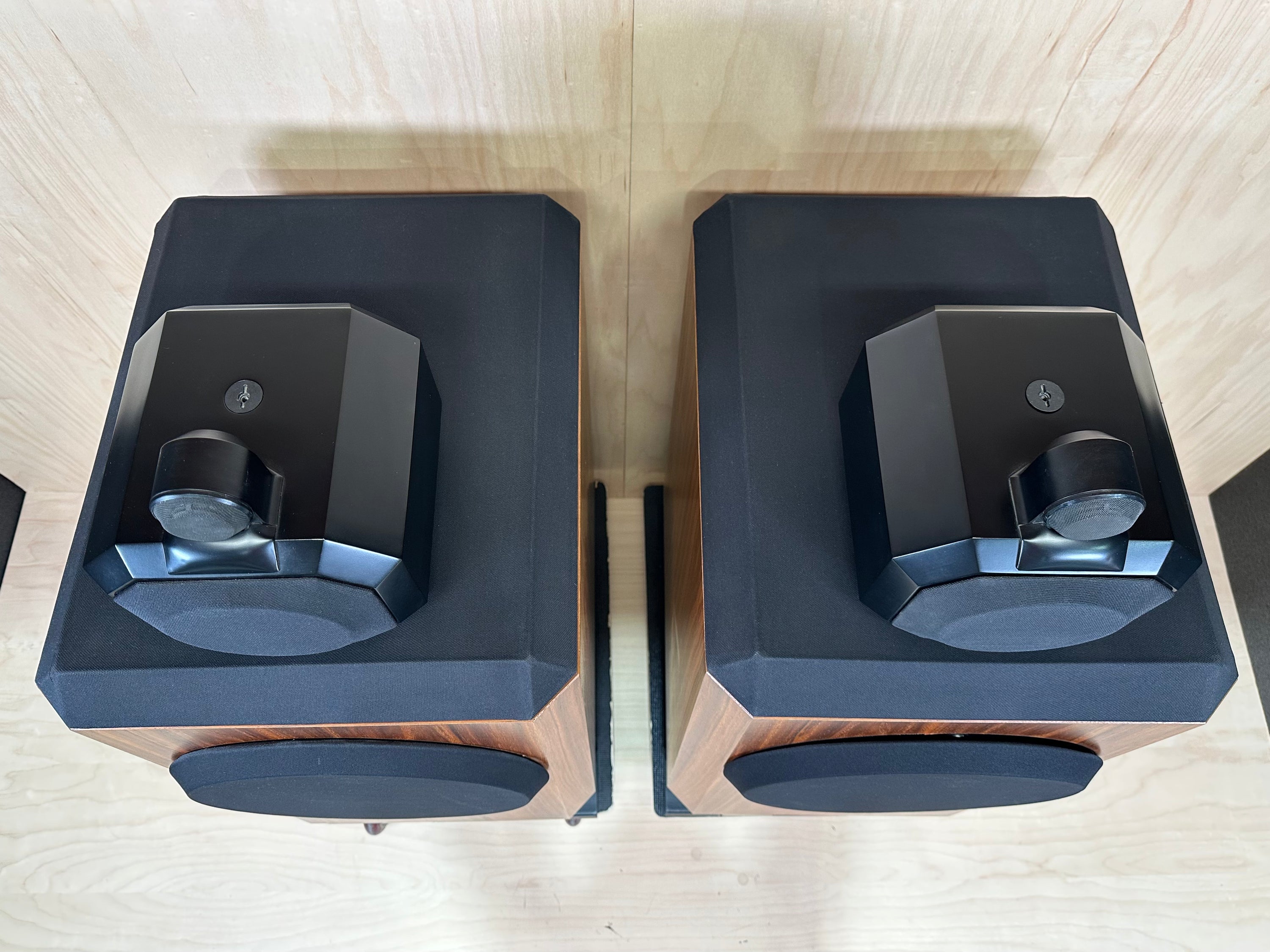 Bowers & Wilkins B&W Matrix 801 Series 2 Speakers & Sound Anchor Stands