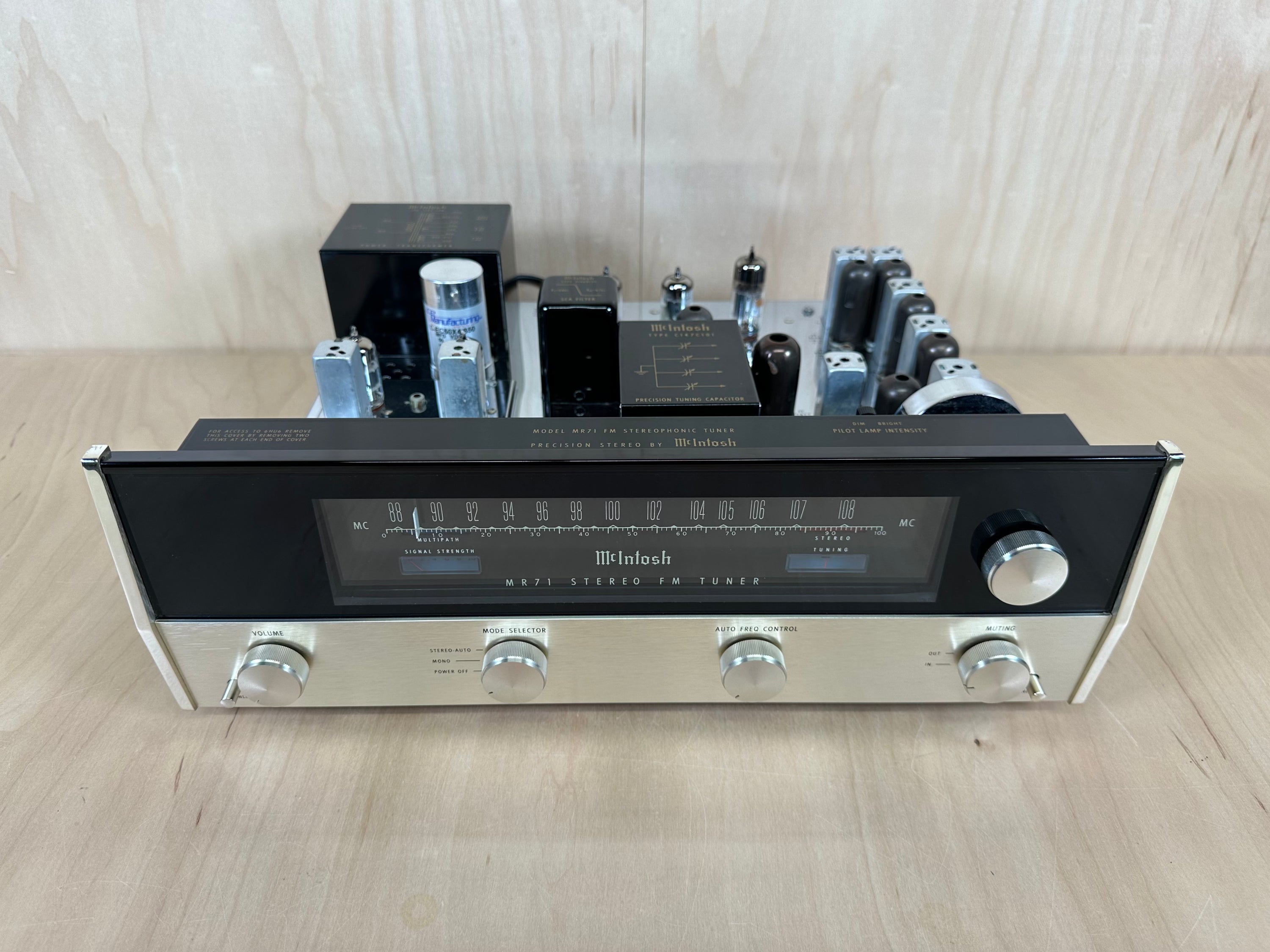 Mcintosh MR71 All Tube Analog FM Stereo Tuner Serviced w/Original Box