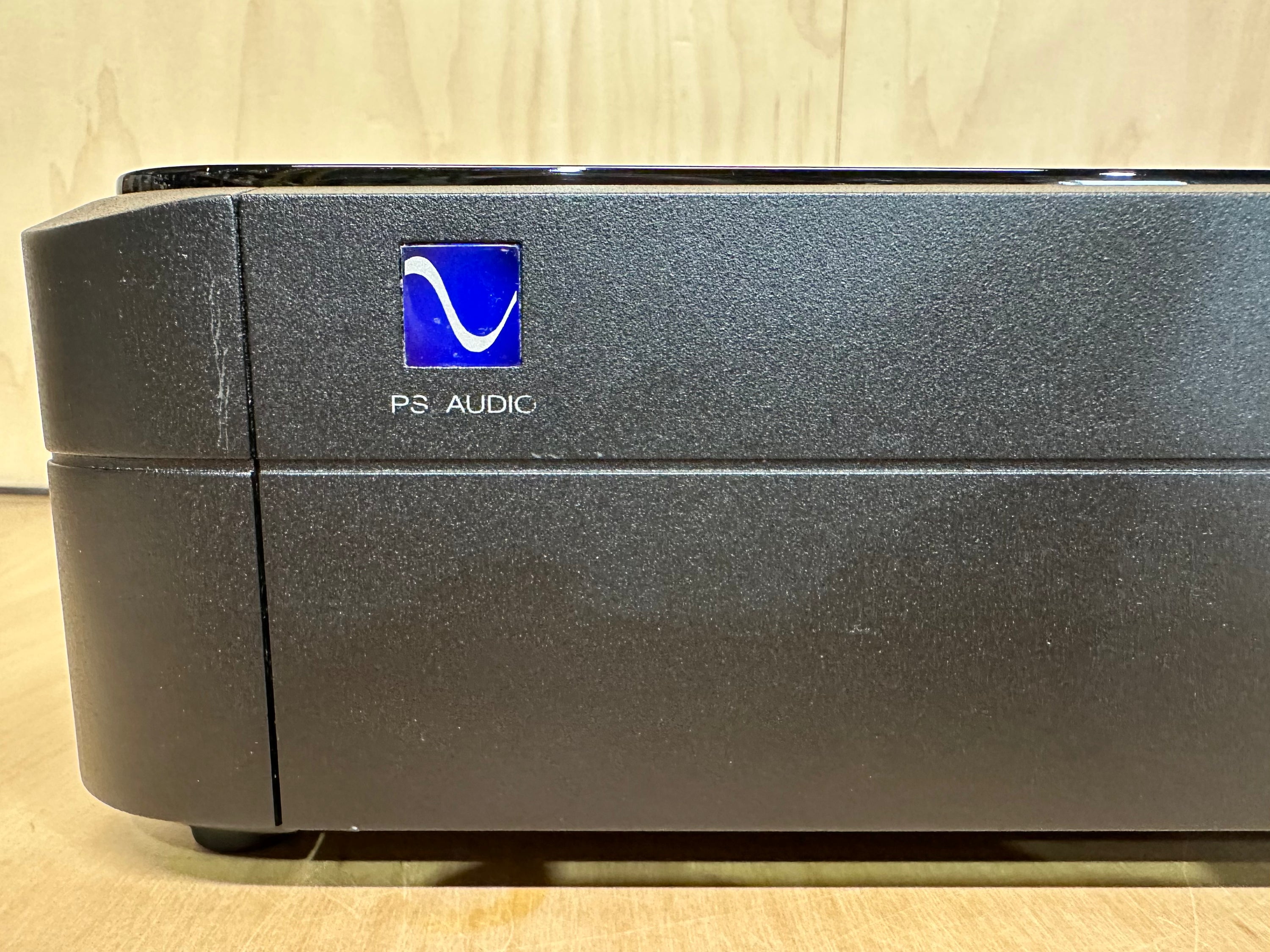 PS Audio PerfectWave DirectStream DAC MK I version