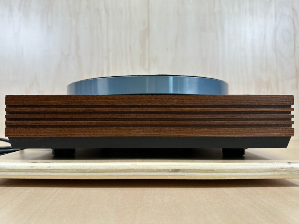 LP12 Linn Sondek Turntable w/Dynavector Karat 19A MKII