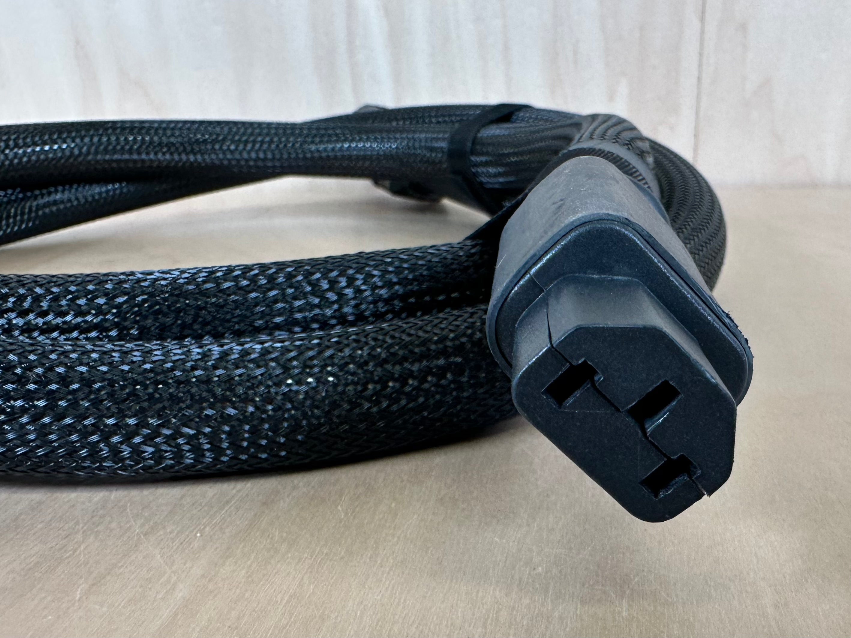 Virtual Dynamics Power Three 6' AC Cable